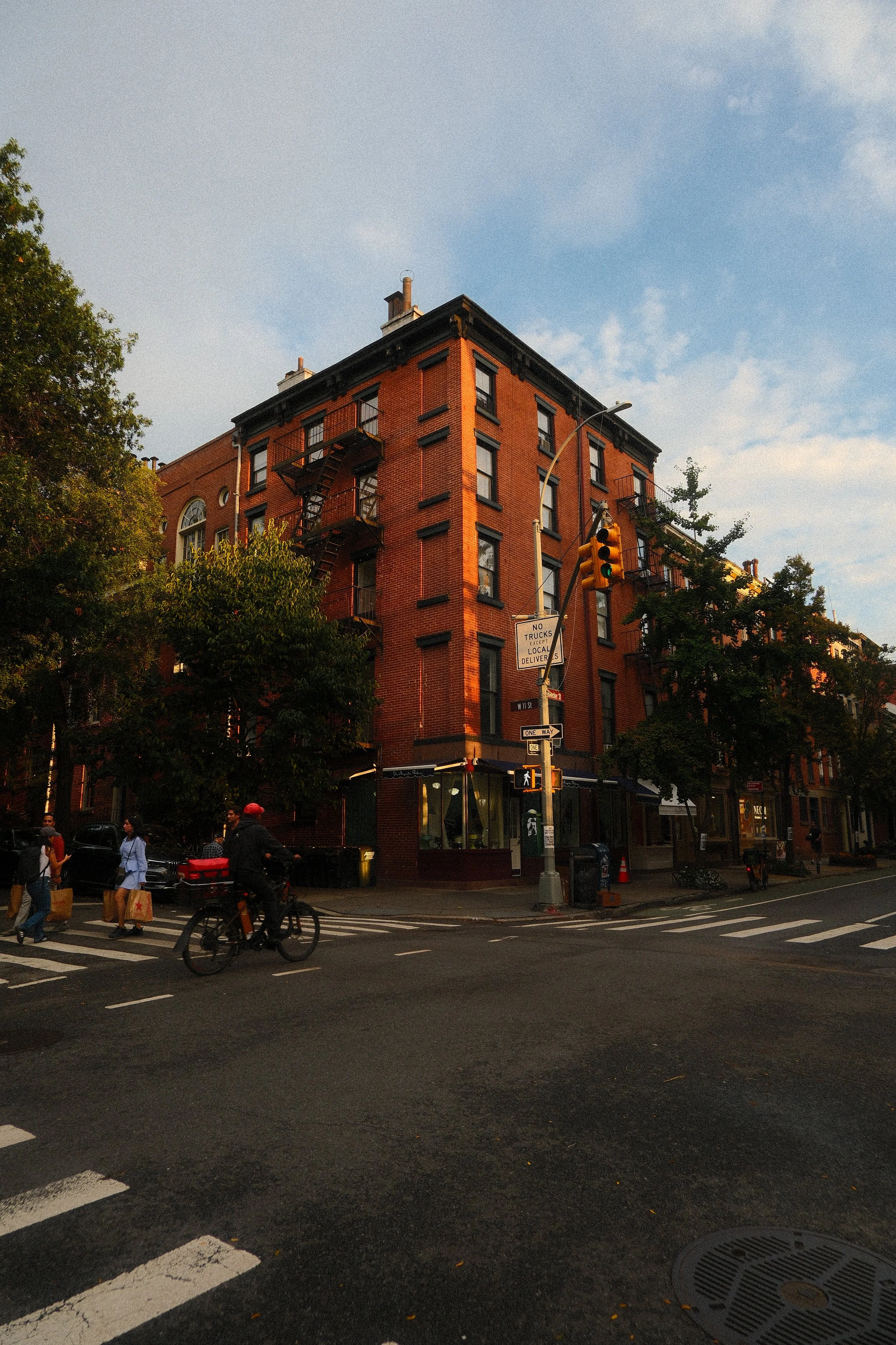 DSCF1305 1.JPG