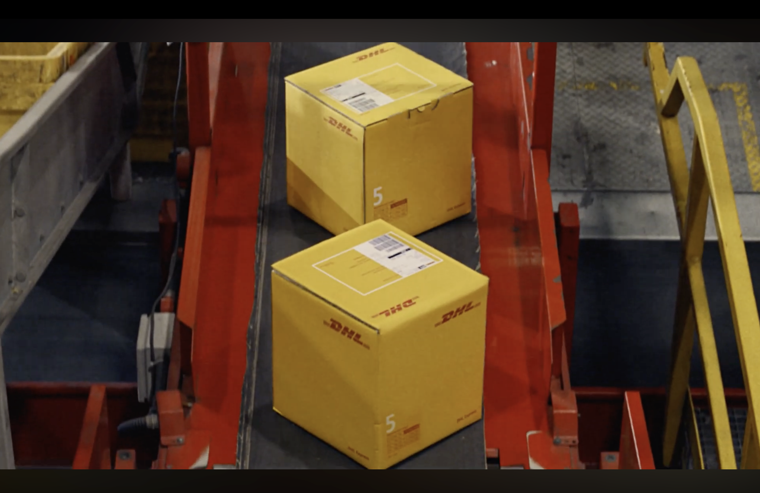 DHL x Coldplay 7.png