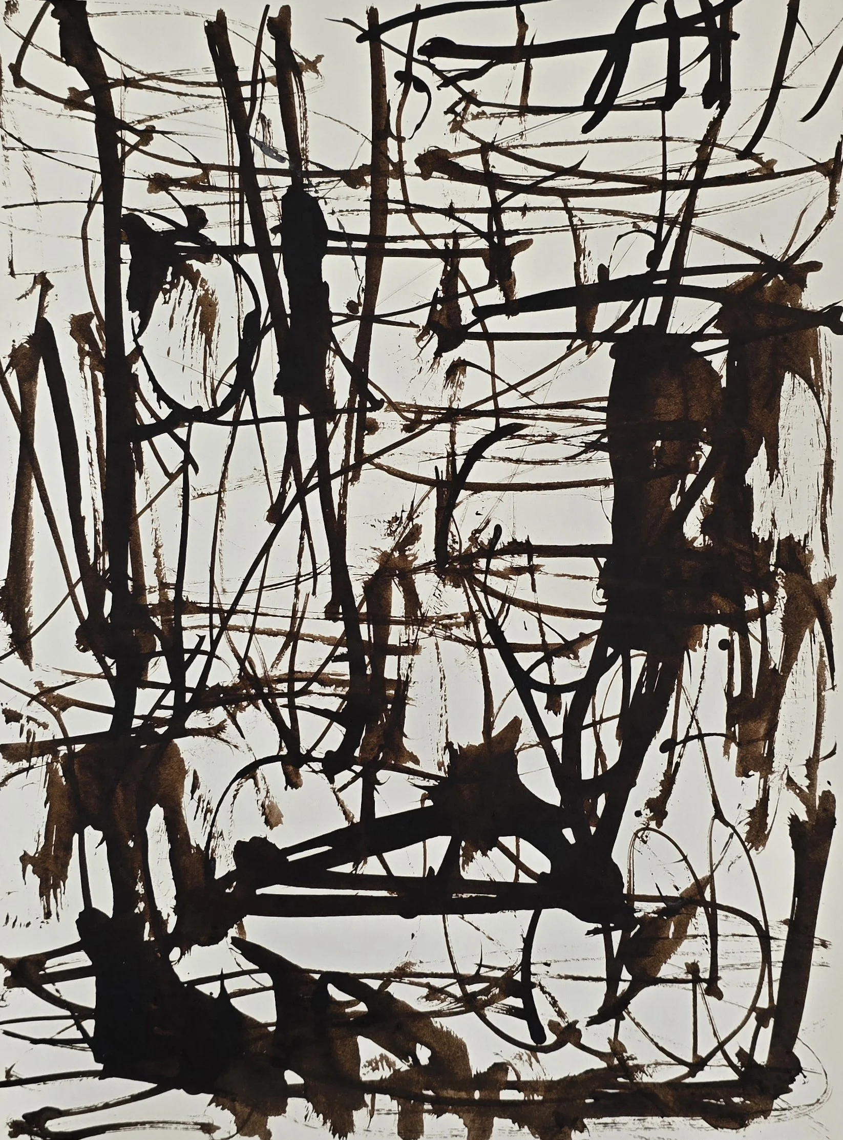 "Trames instables" par Anne-Marie Gintrand - Peinture abstraite avec des lignes noires et brunes sur fond blanc.