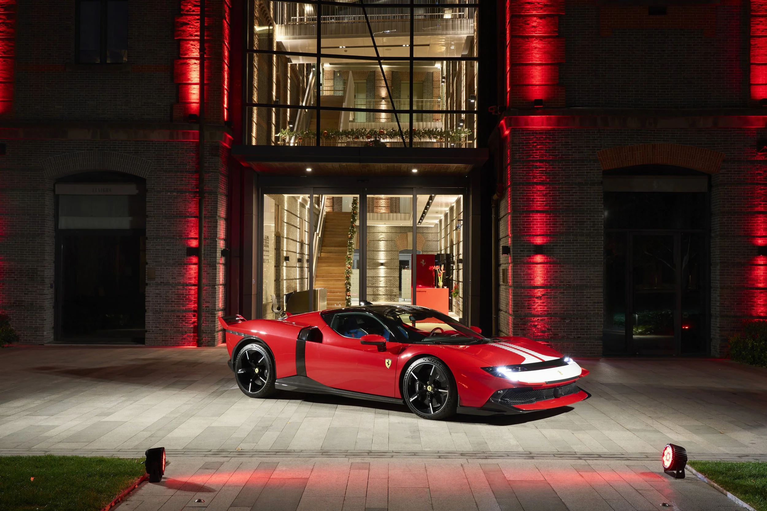testarossa exterior 2.JPG