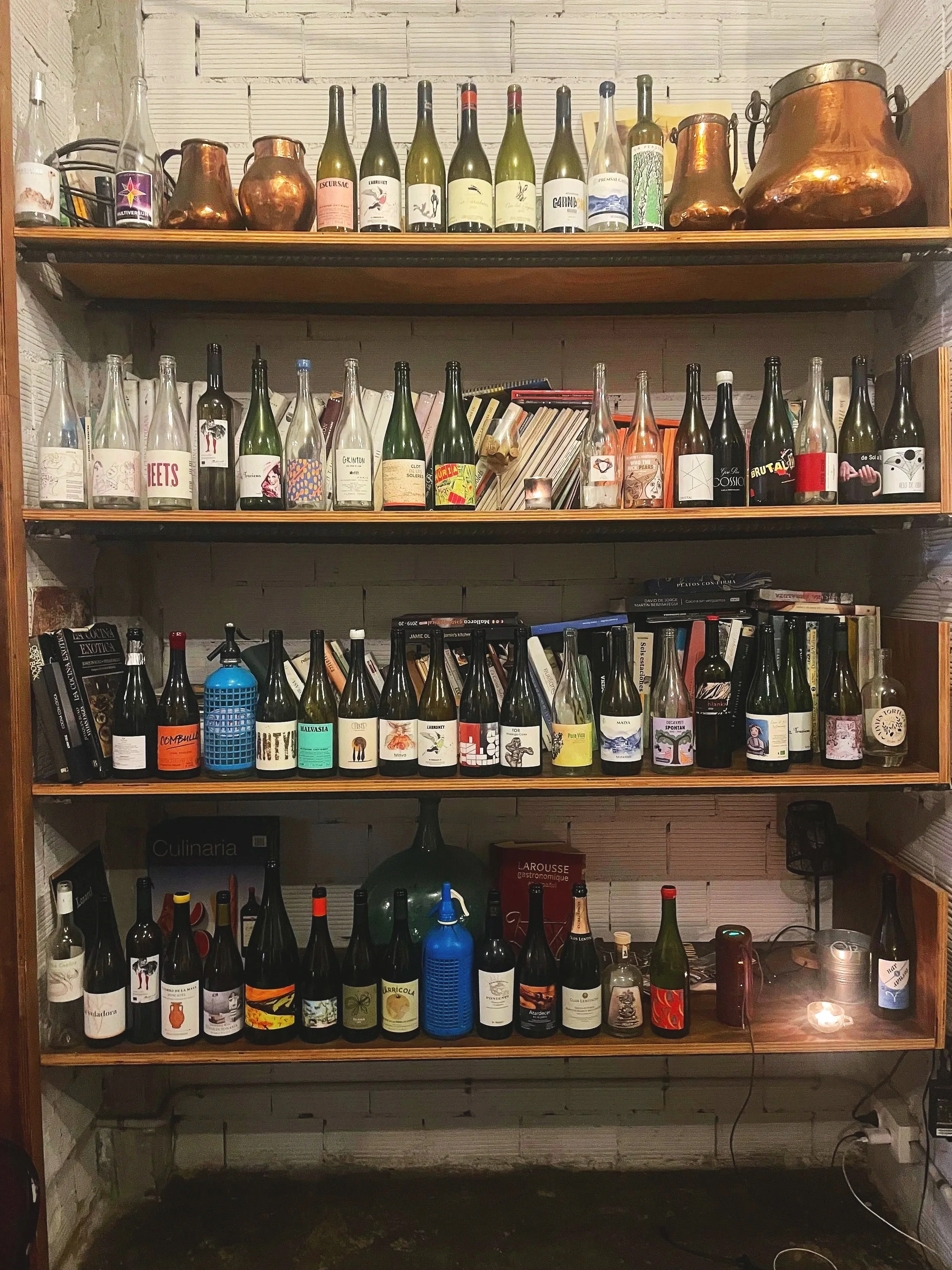 natural+wine+bottles+la+juanita.jpg