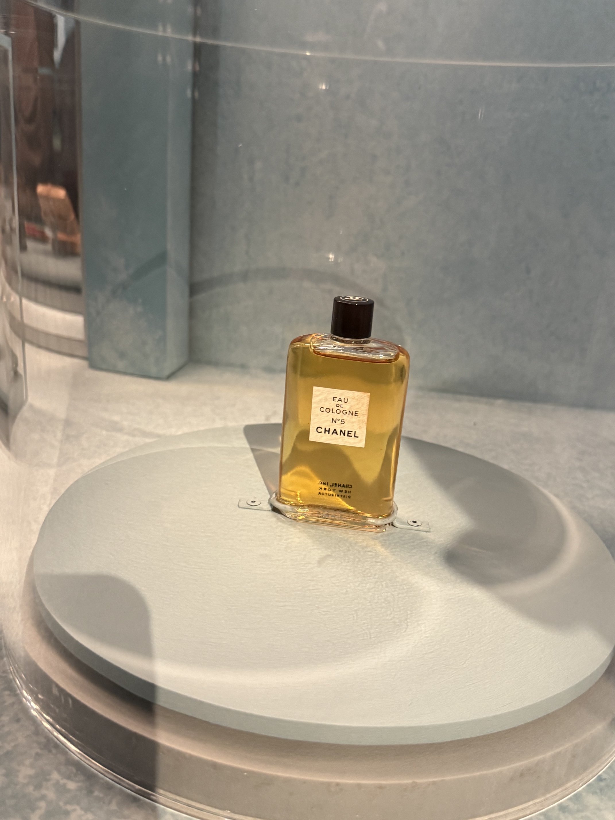 Marilyn Monroes Chanel No.5 cologne bottle
