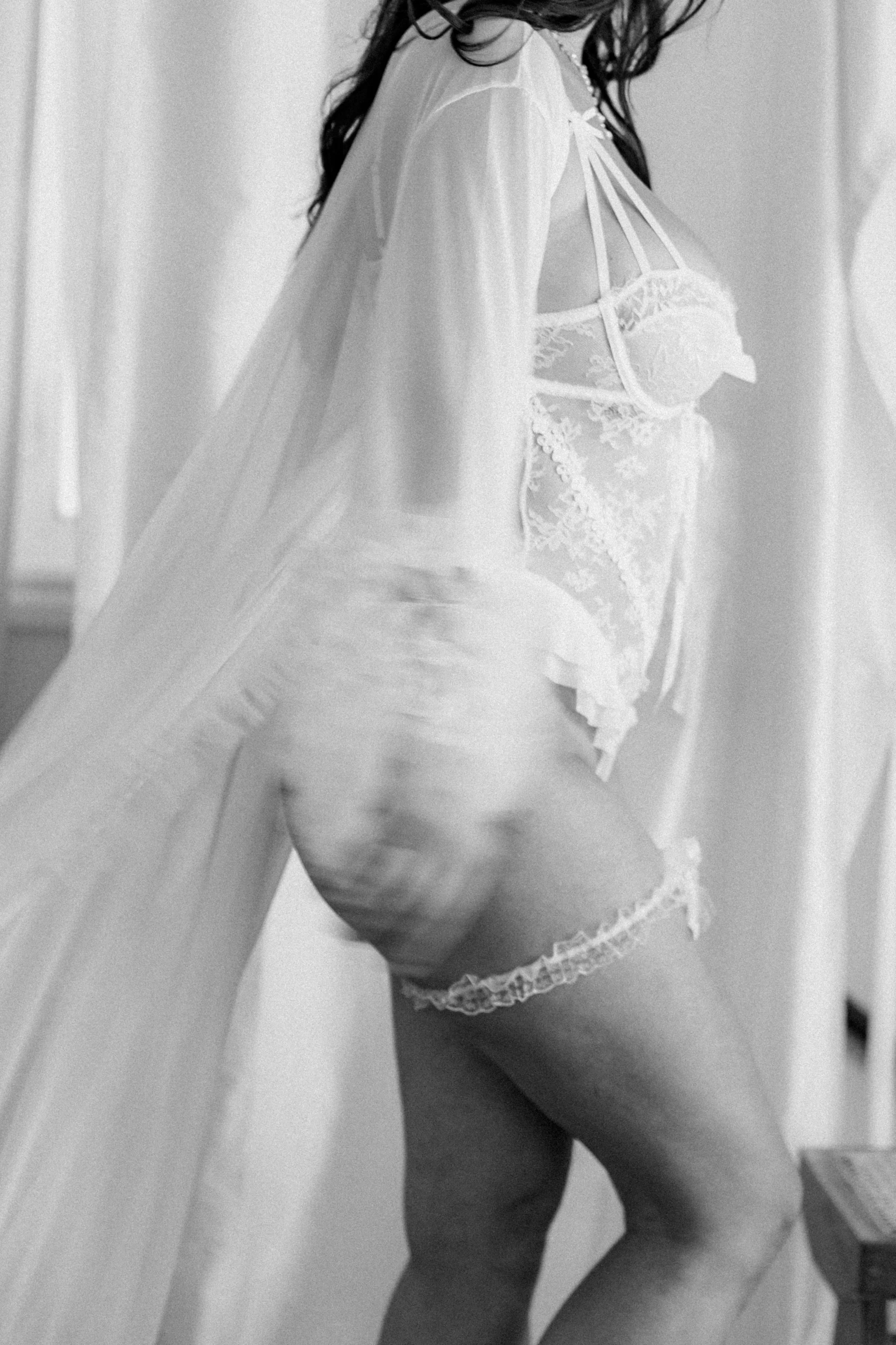 soft elegant boudoir studio chicago