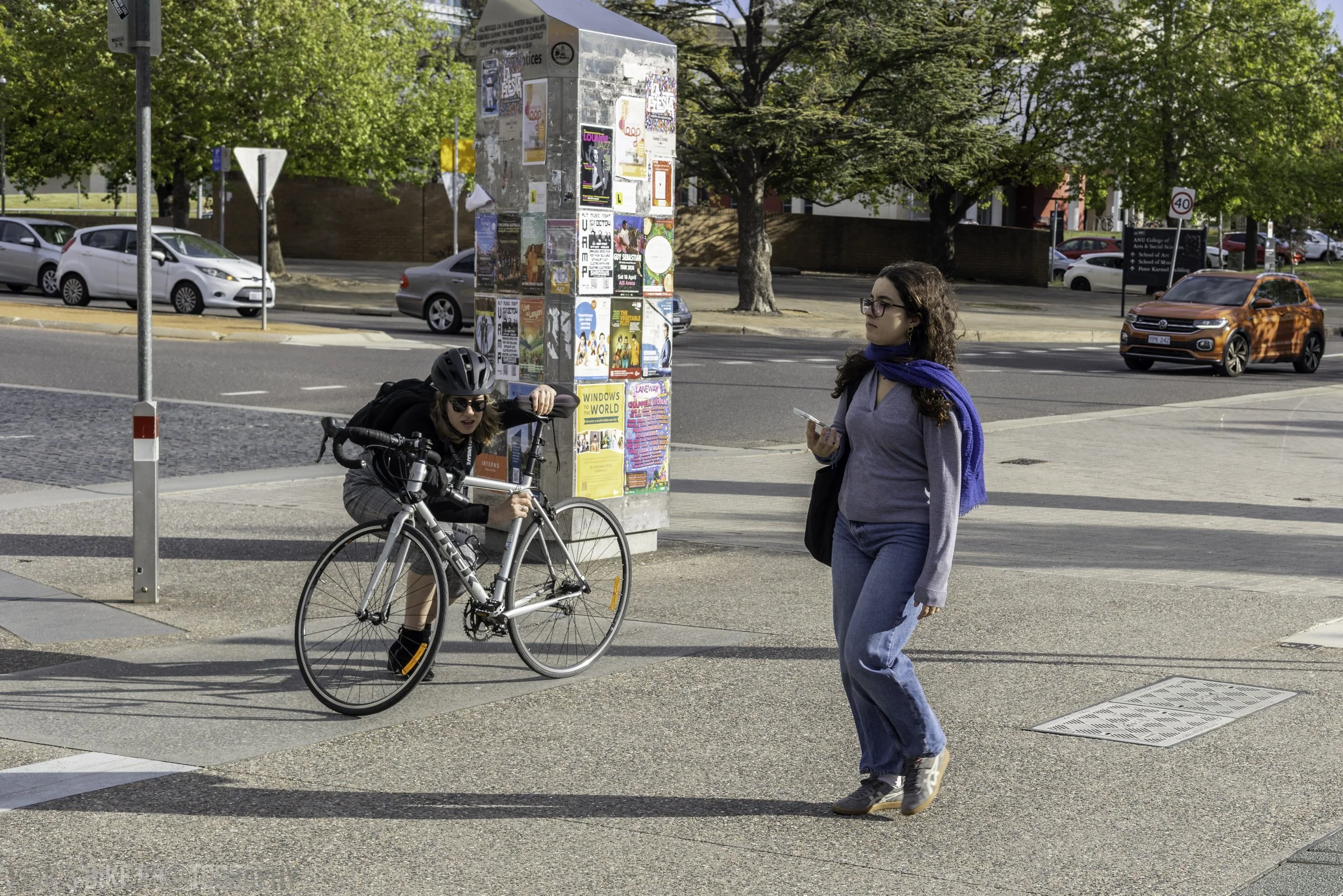 Commuters_Canberra-20251007-02.jpg