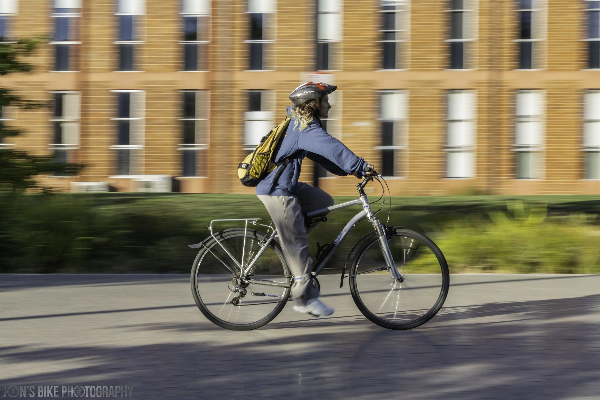 Commuter_ANU-20250225-02.jpg