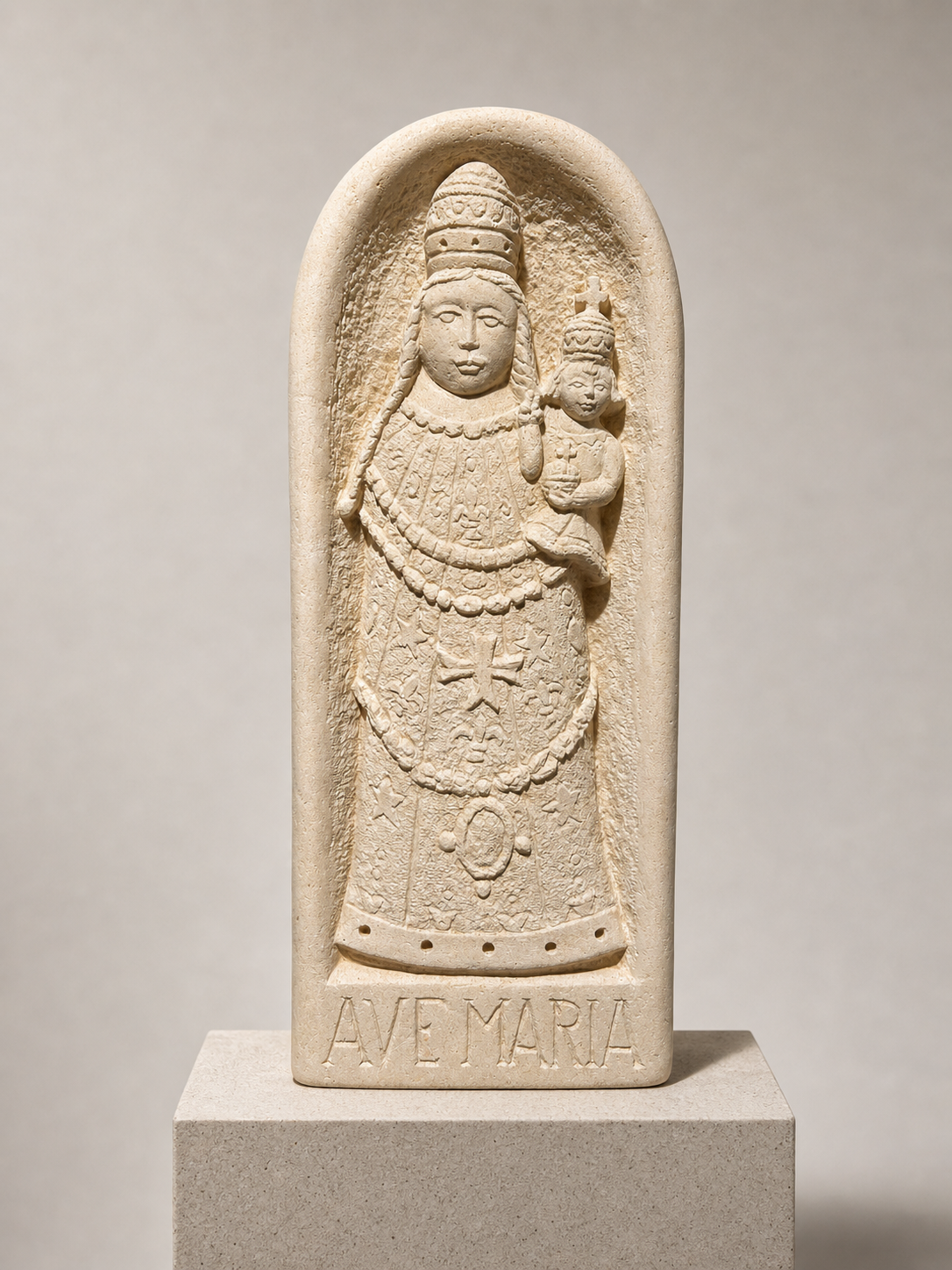Madonna Lauretana in nicchia