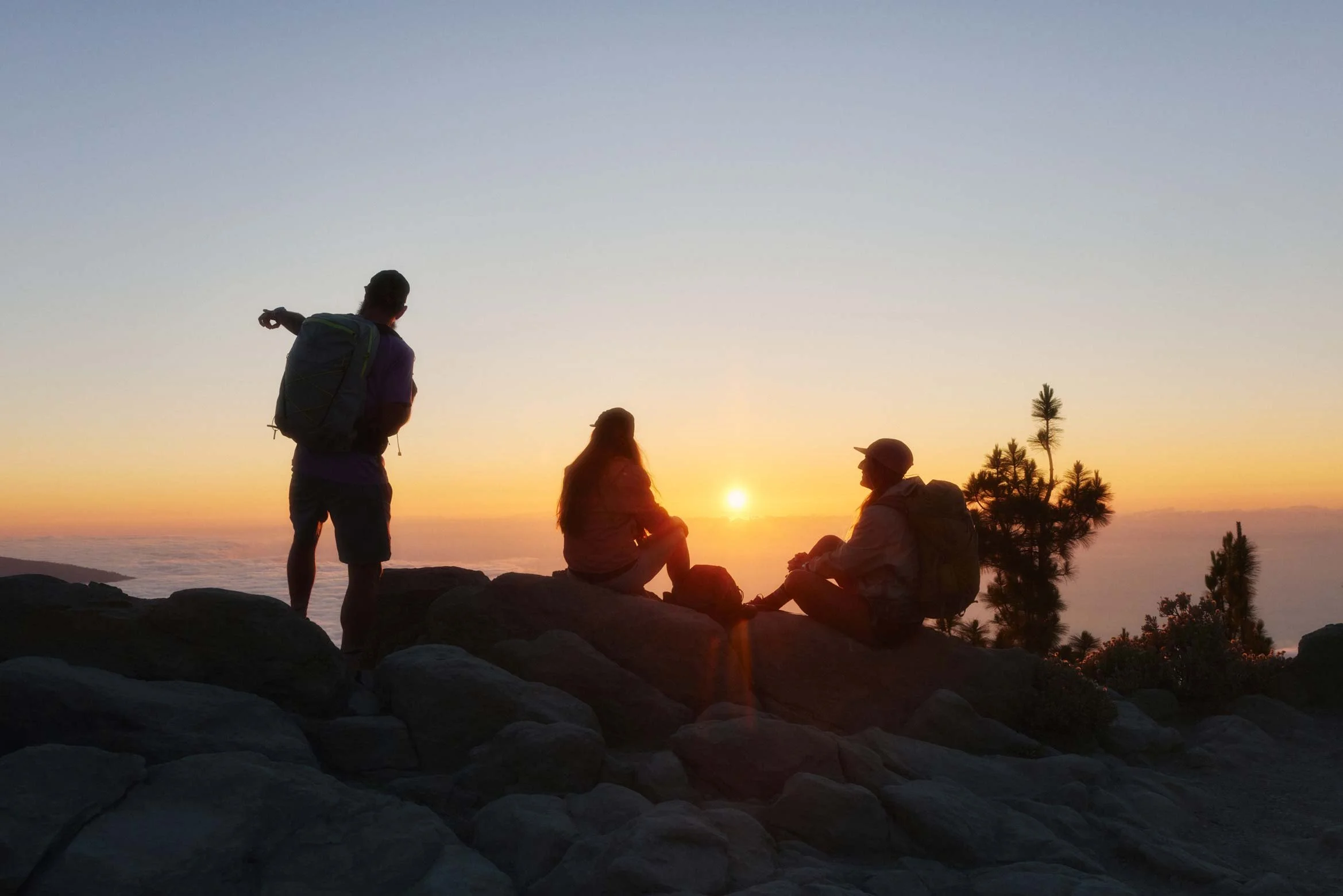 BUFF-SS24_HIKE-SUNSET_3598.jpg