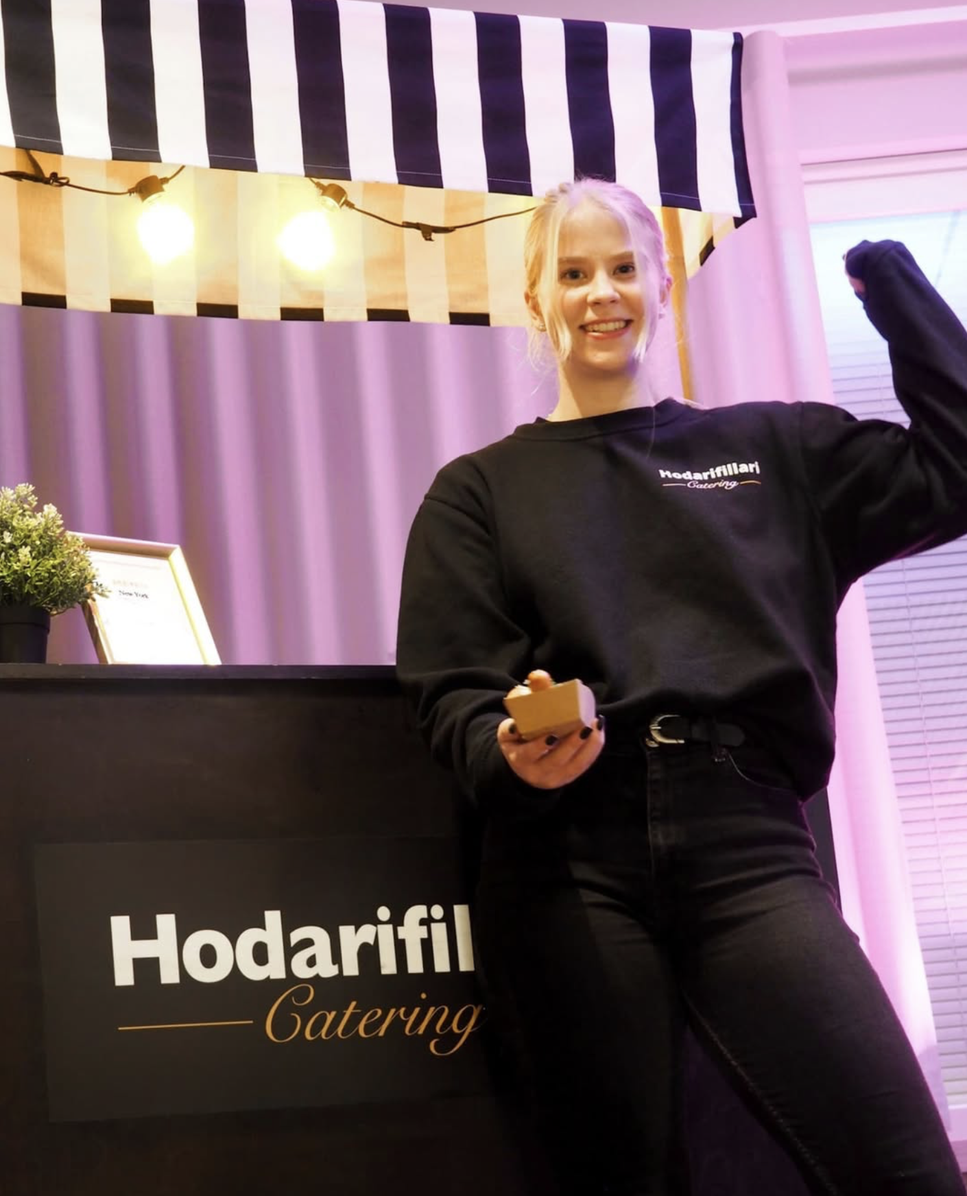 Hodaritarjoilu Hodarifillarin hodarikärryltä yritystilaisuudessa
