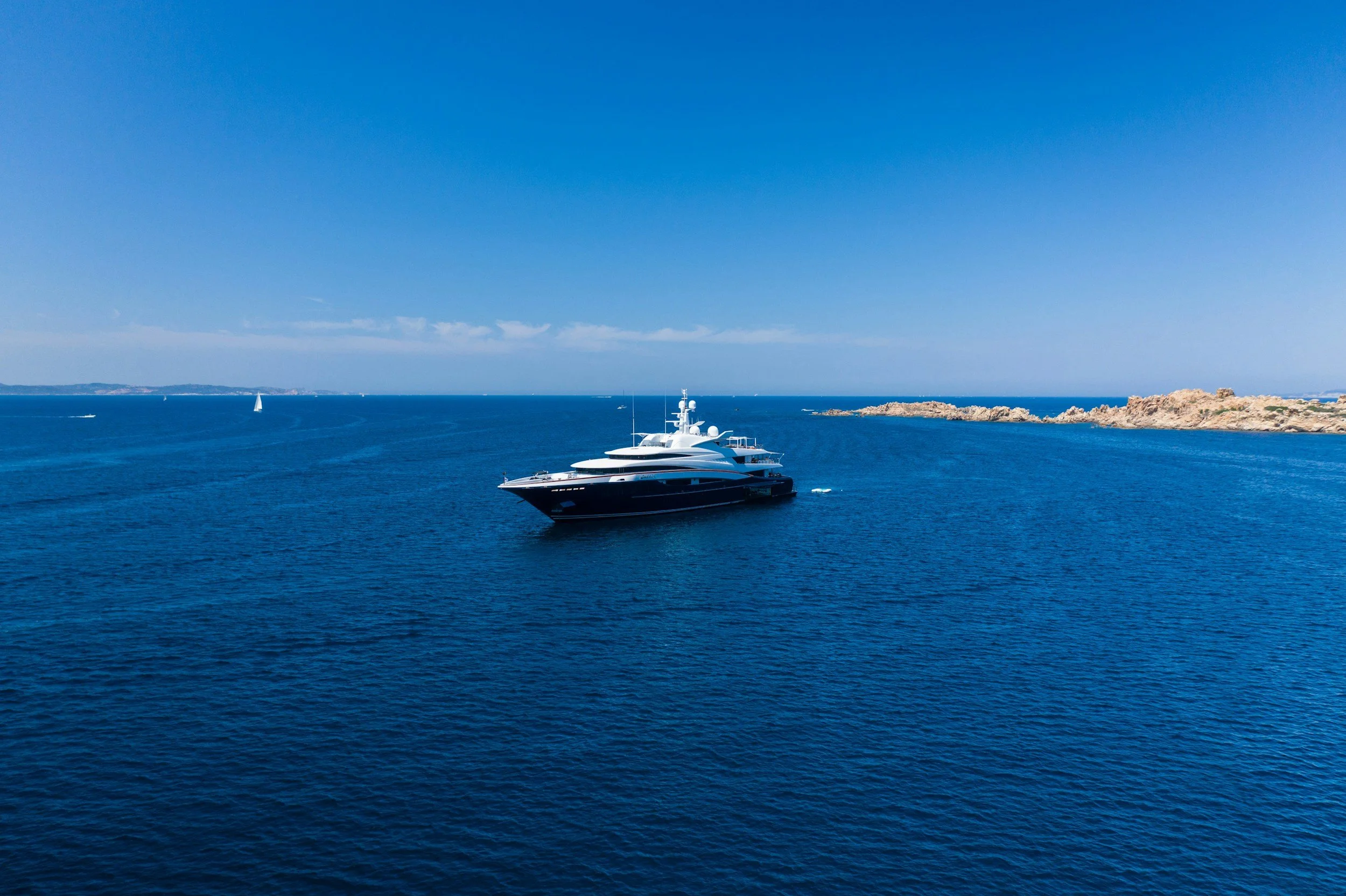 Yacht and Catamaran Charters