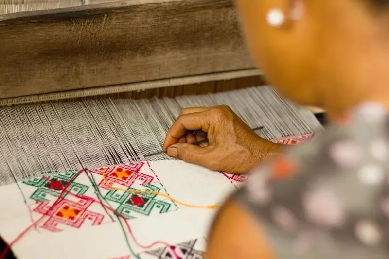 Traditional Omani Sewing and Embroidery Workshop