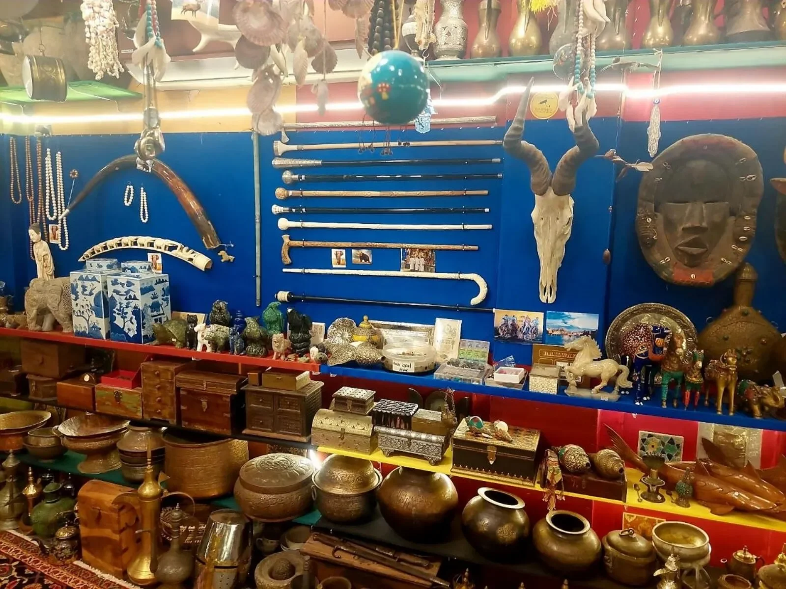 Muttrah Souq Muscat (15).webp