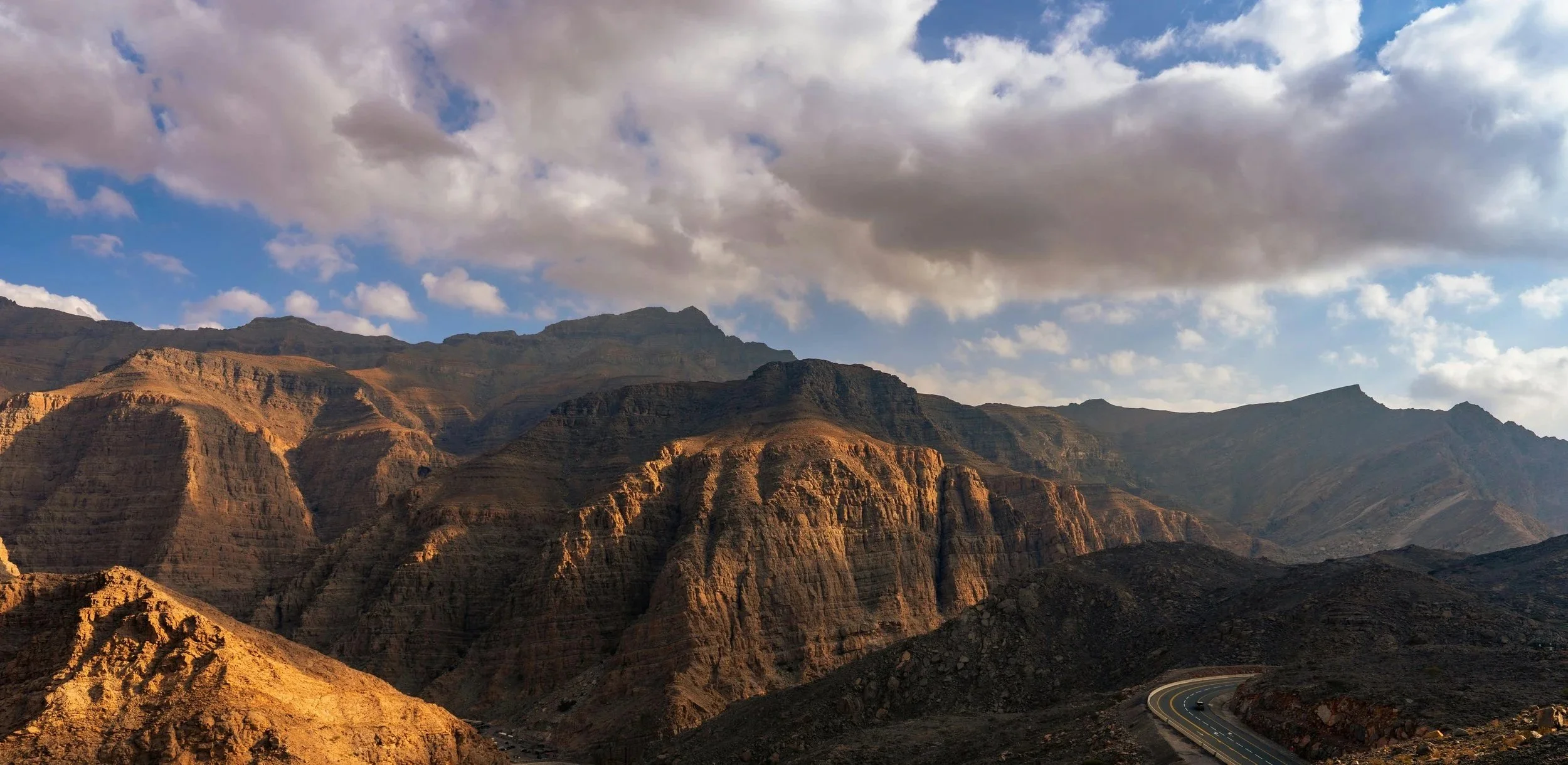 mountains 1.jpg
