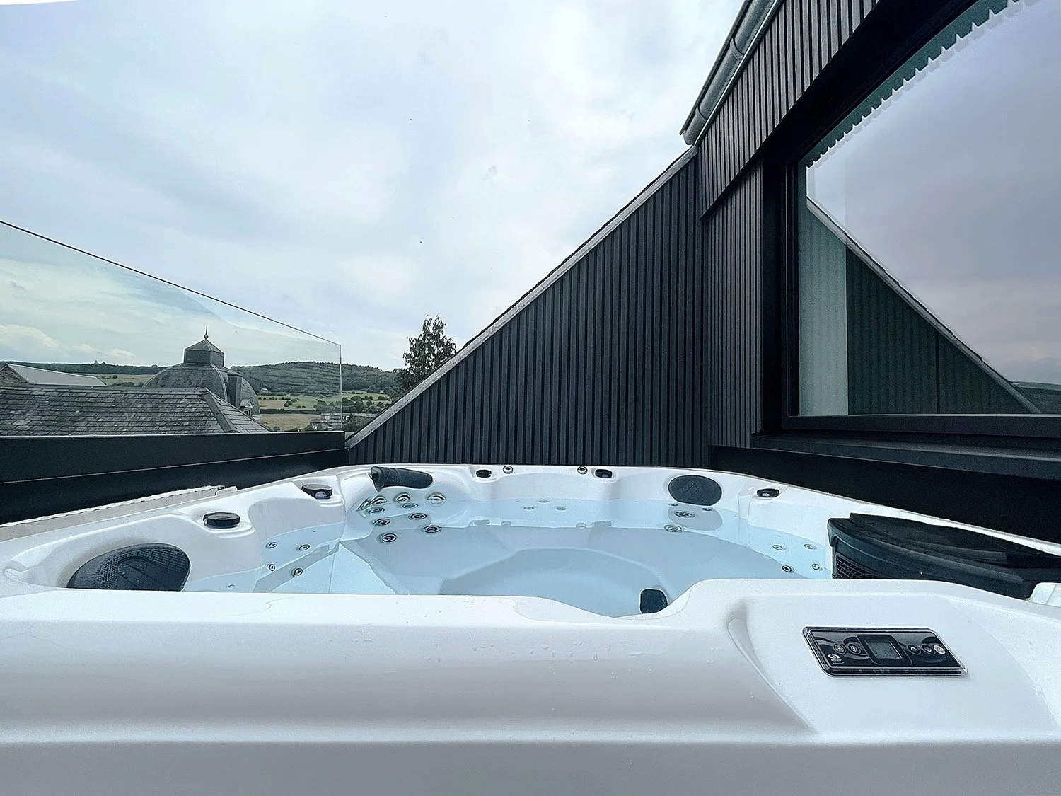 jacuzzi avec jeux de lumière