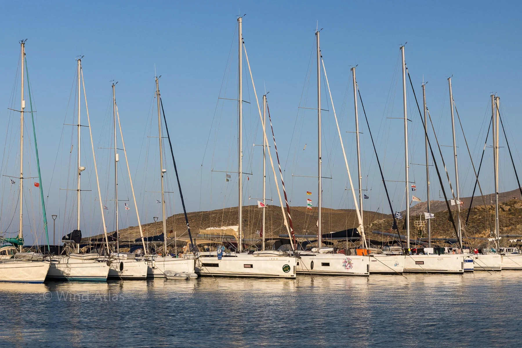 Loutra_marina_evening_web.jpg