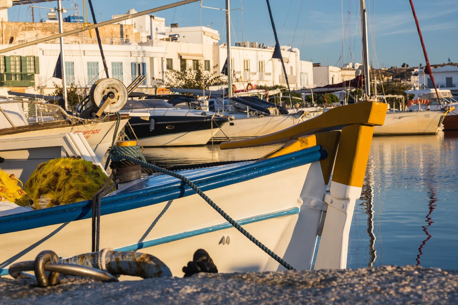 Peaceful_morning_in_the_port_web.jpg