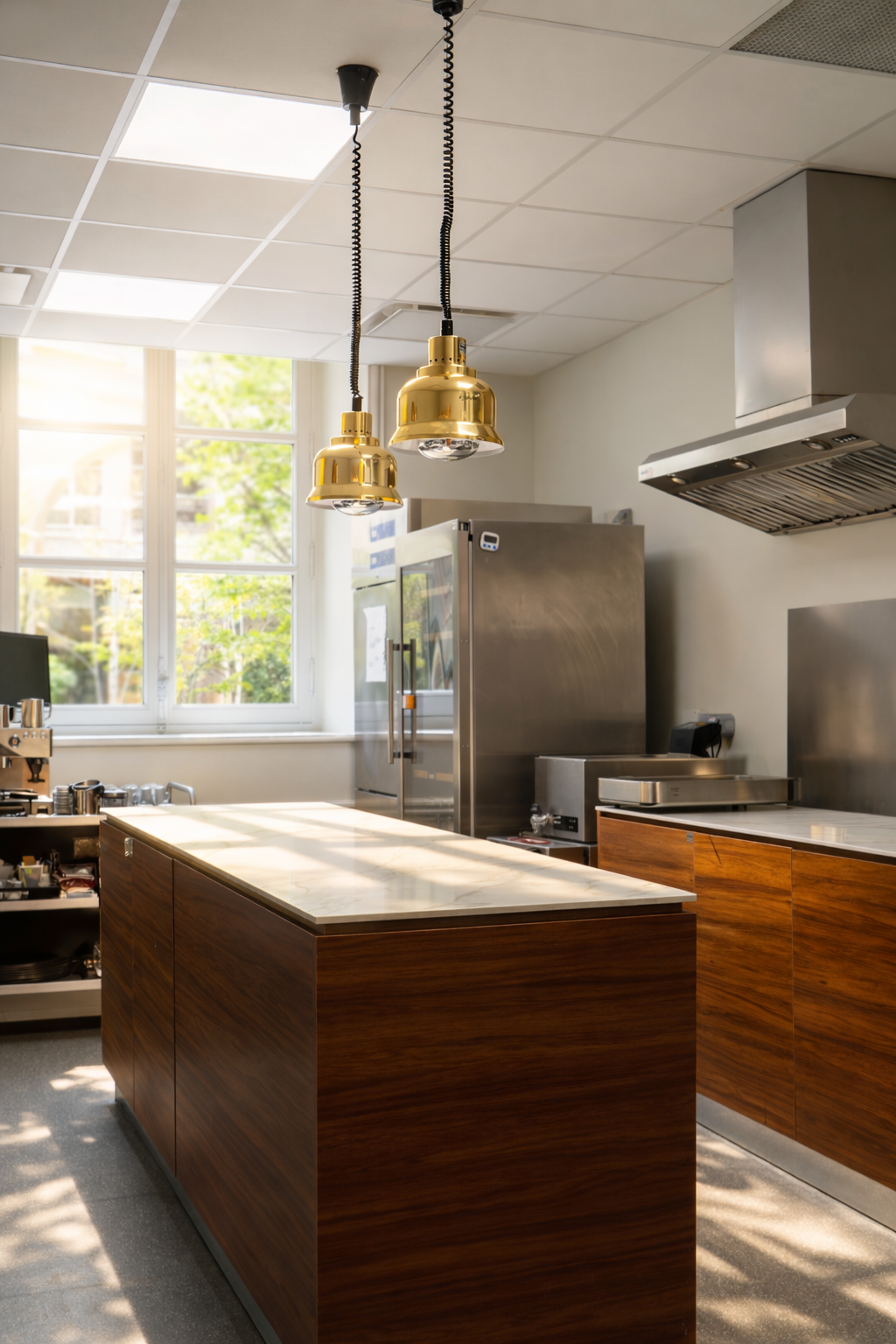 Cuisine RIE Retsaurant Rénnovation Aménagement entreprise générale  .png