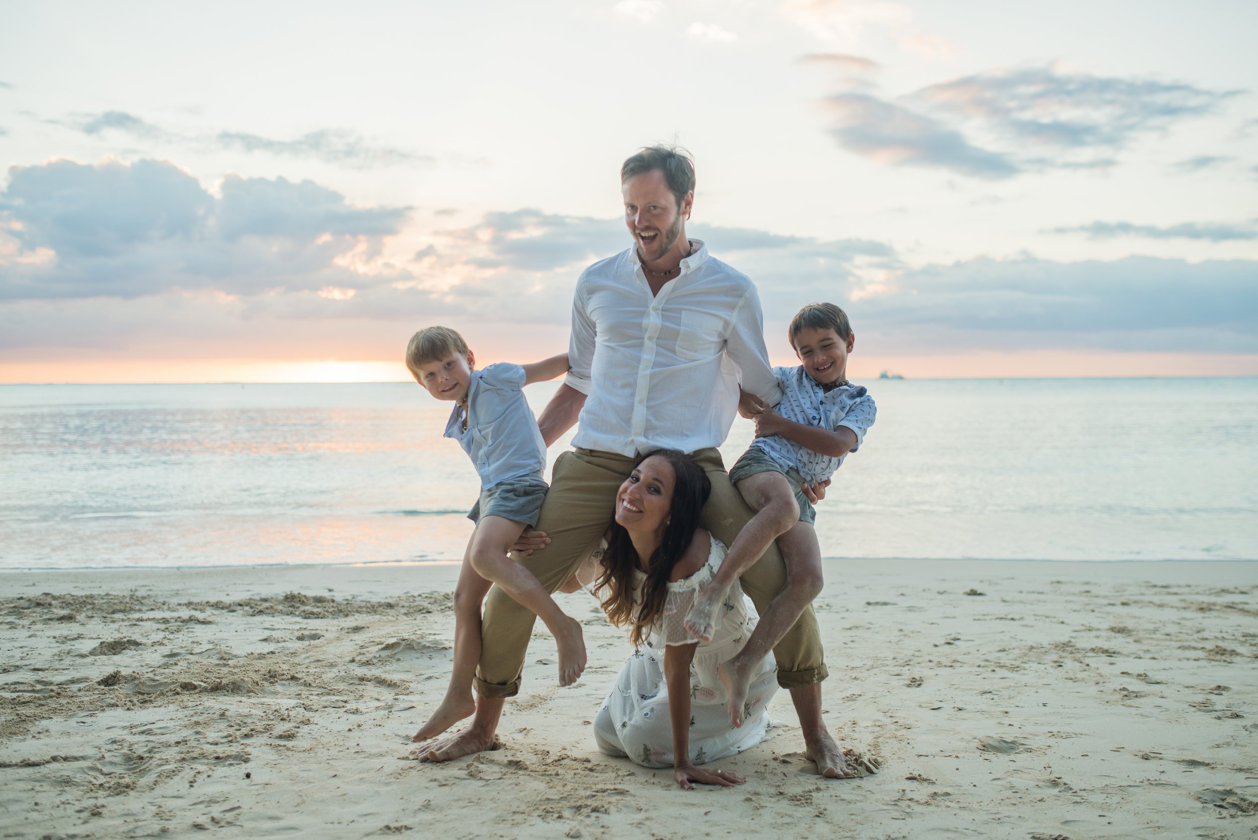 Mauritius-island-holiday-honeymoon-family-photographer-photoshoot-portait-beach-123.jpg