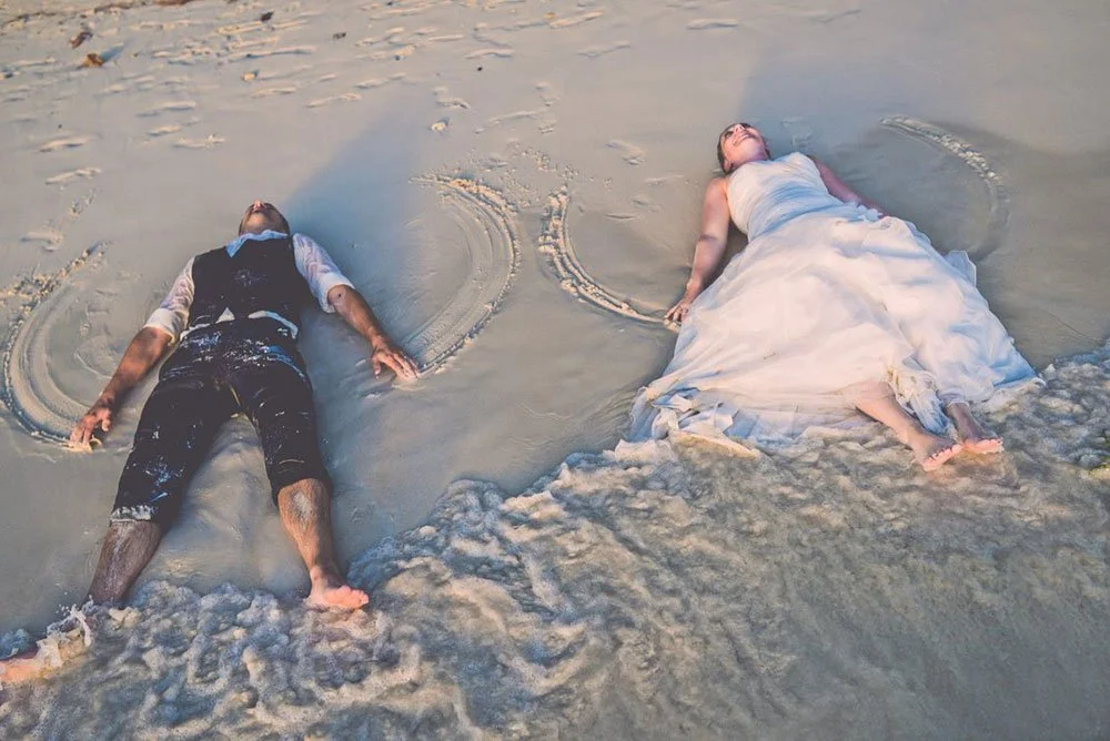 best-trash-the-dress-underwater-wedding-photography-photographer-mauritius-backlight-studios-3.jpeg