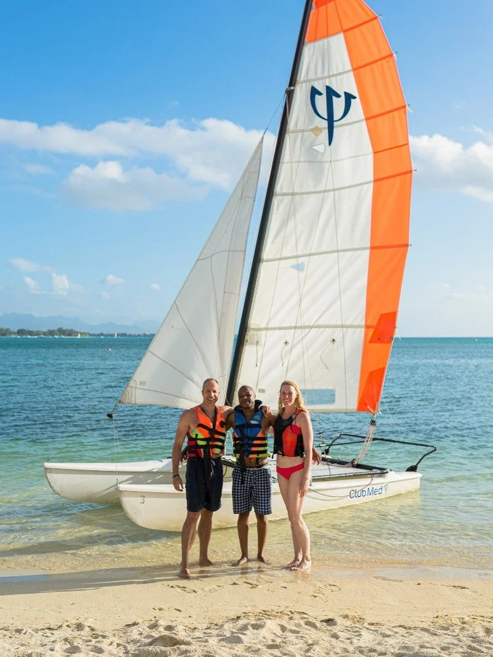 #HolidayPhotographerMauritius #BeachPhotographySession #MauritiusPhotographer #CouplePhotoshoot

www.backlight.mu