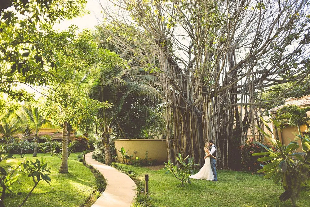 mauritius-beach-wedding-photographer-bride-groom-17.jpeg
