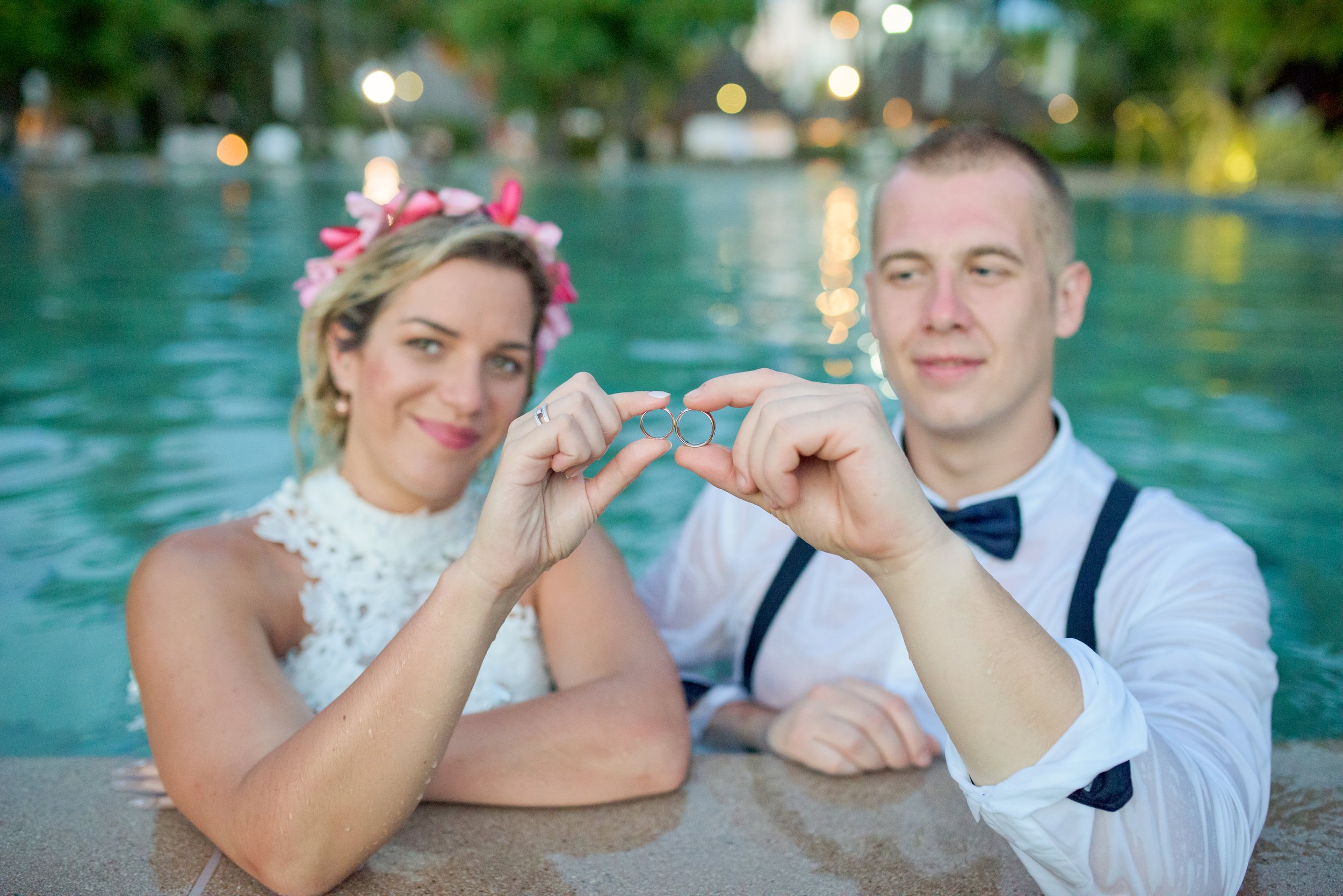 trash-the-dress-wedding-photography-photographer-underwater-mauritius-island-beach-pool-09.jpg