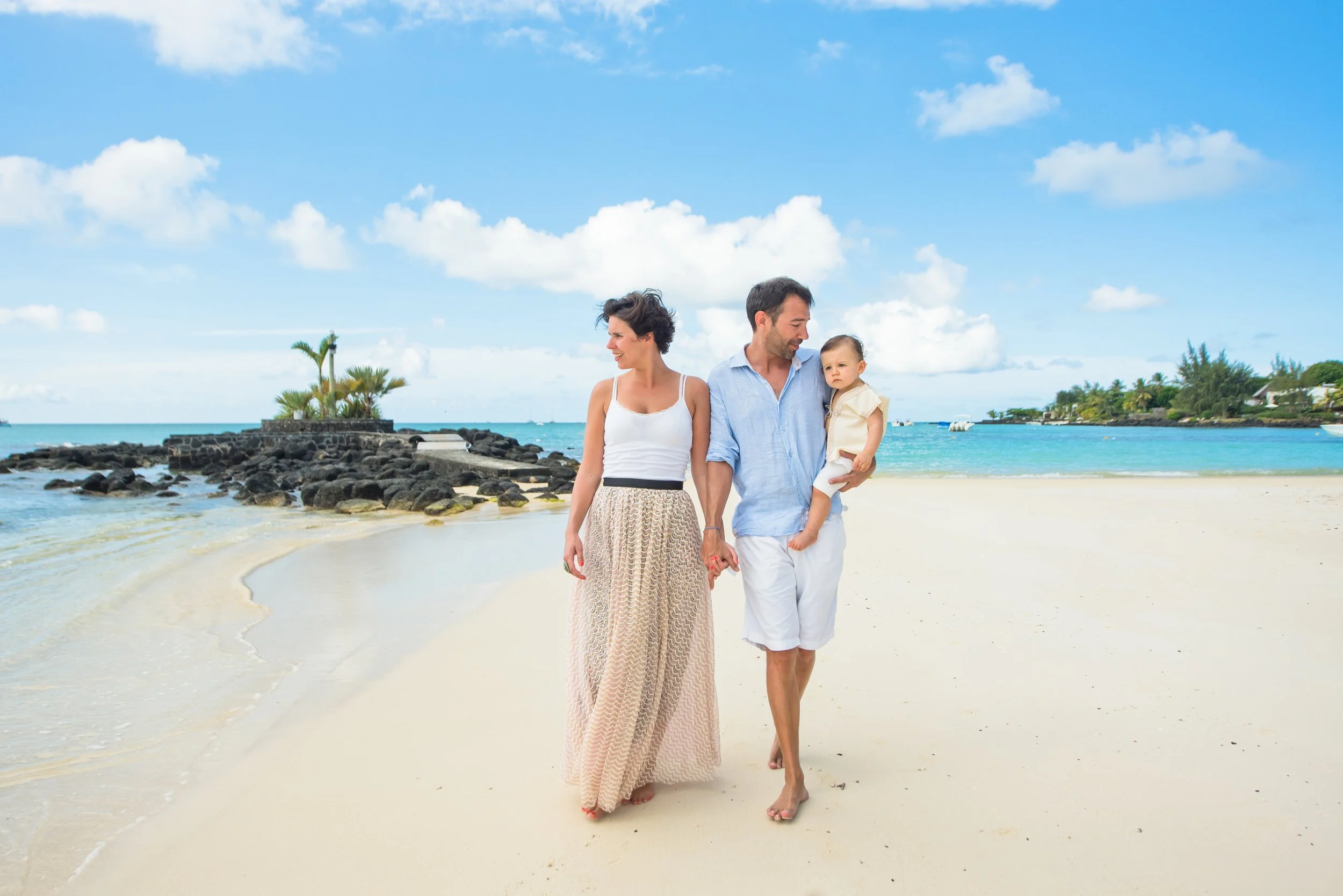 Mauritius-island-holiday-honeymoon-family-photographer-photoshoot-portait-beach-104.jpg