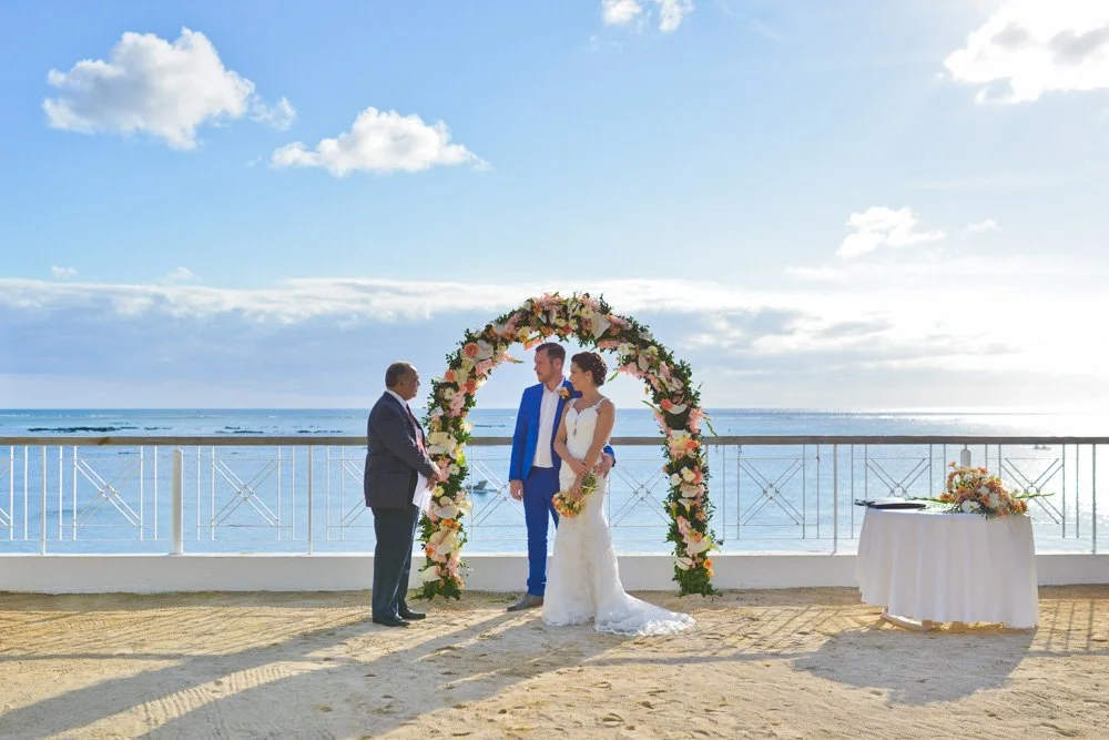 mauritius-beach-wedding-photographer-bride-groom-ceremony setup.jpeg