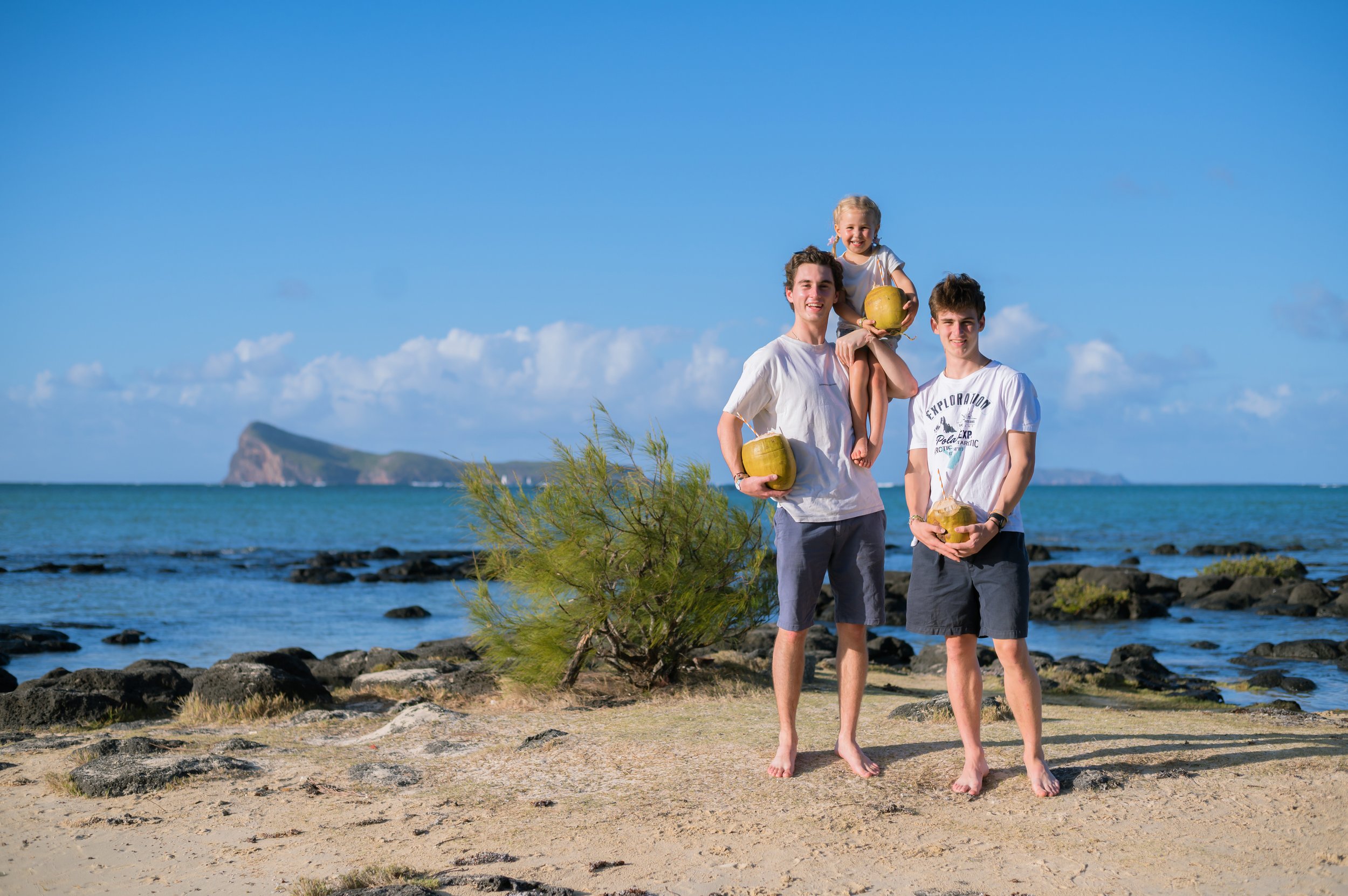 Mauritius-island-holiday-honeymoon-family-photographer-photoshoot-portait-beach-73.jpg