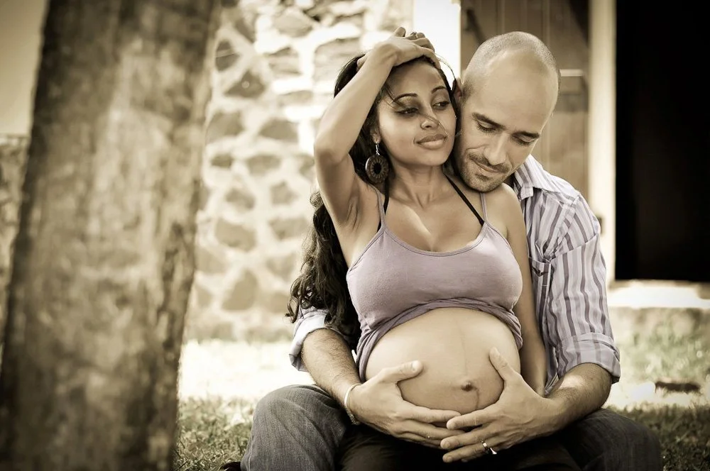 mauritius-island-holiday-honeymoon-family-photographer-photoshoot-beach-maternity.jpeg
