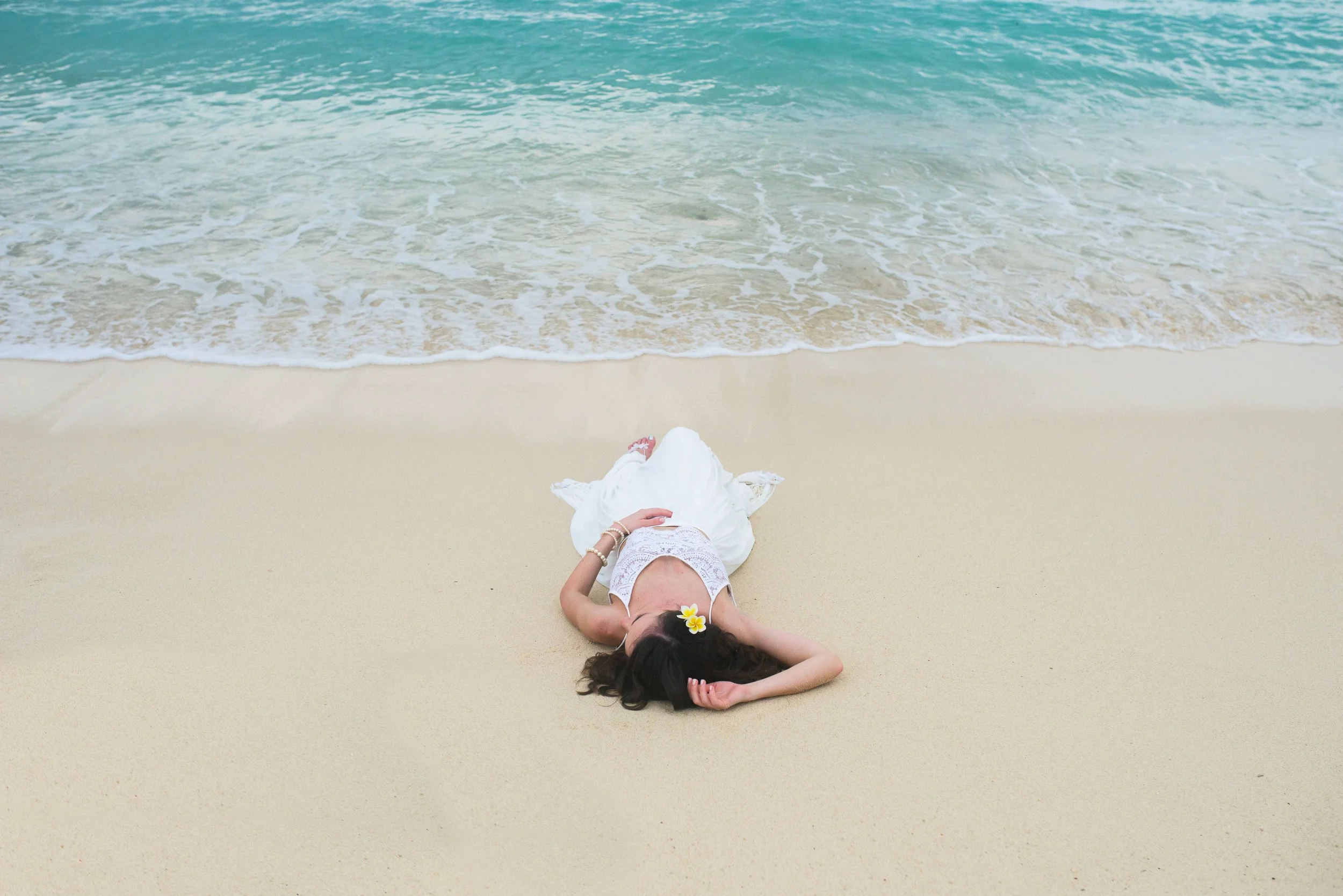 mauritius-beach-wedding-photographer-bride-groom-36.jpg