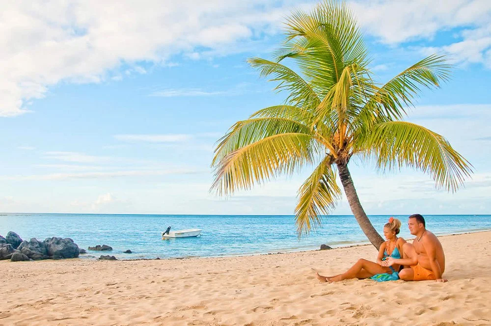 mauritius-island-holiday-honeymoon-family-photographer-photoshoot-beach-21.jpeg