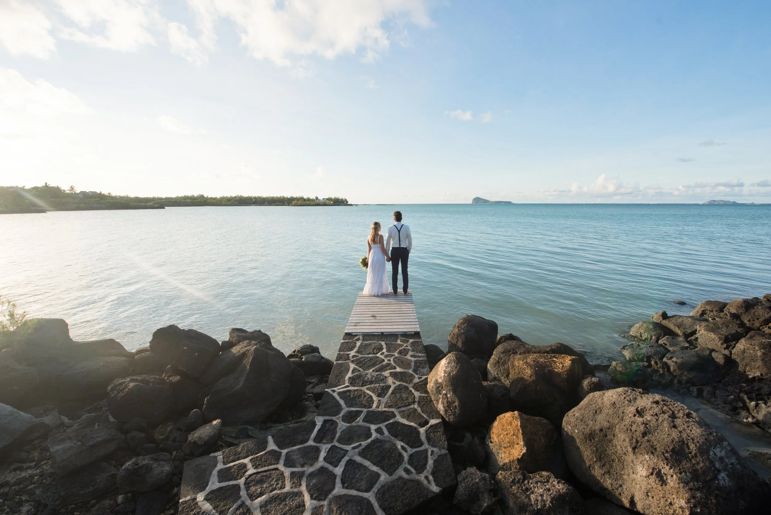 mauritius-beach-wedding-photographer-bride-groom-standing-pose.jpg