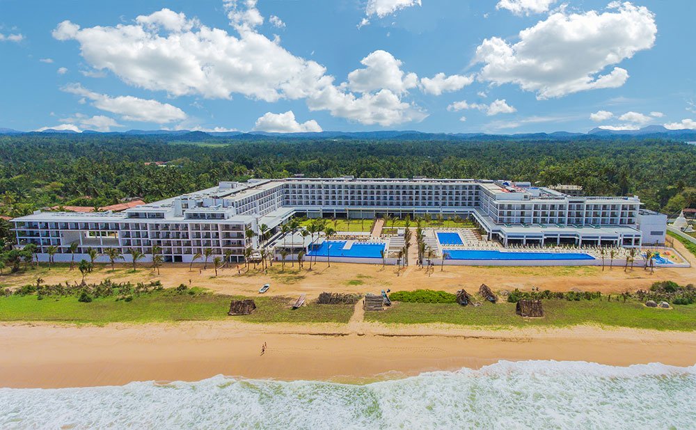 riu-ahungalla-sri-lanka-backlight-studios-aerial-photography.jpeg