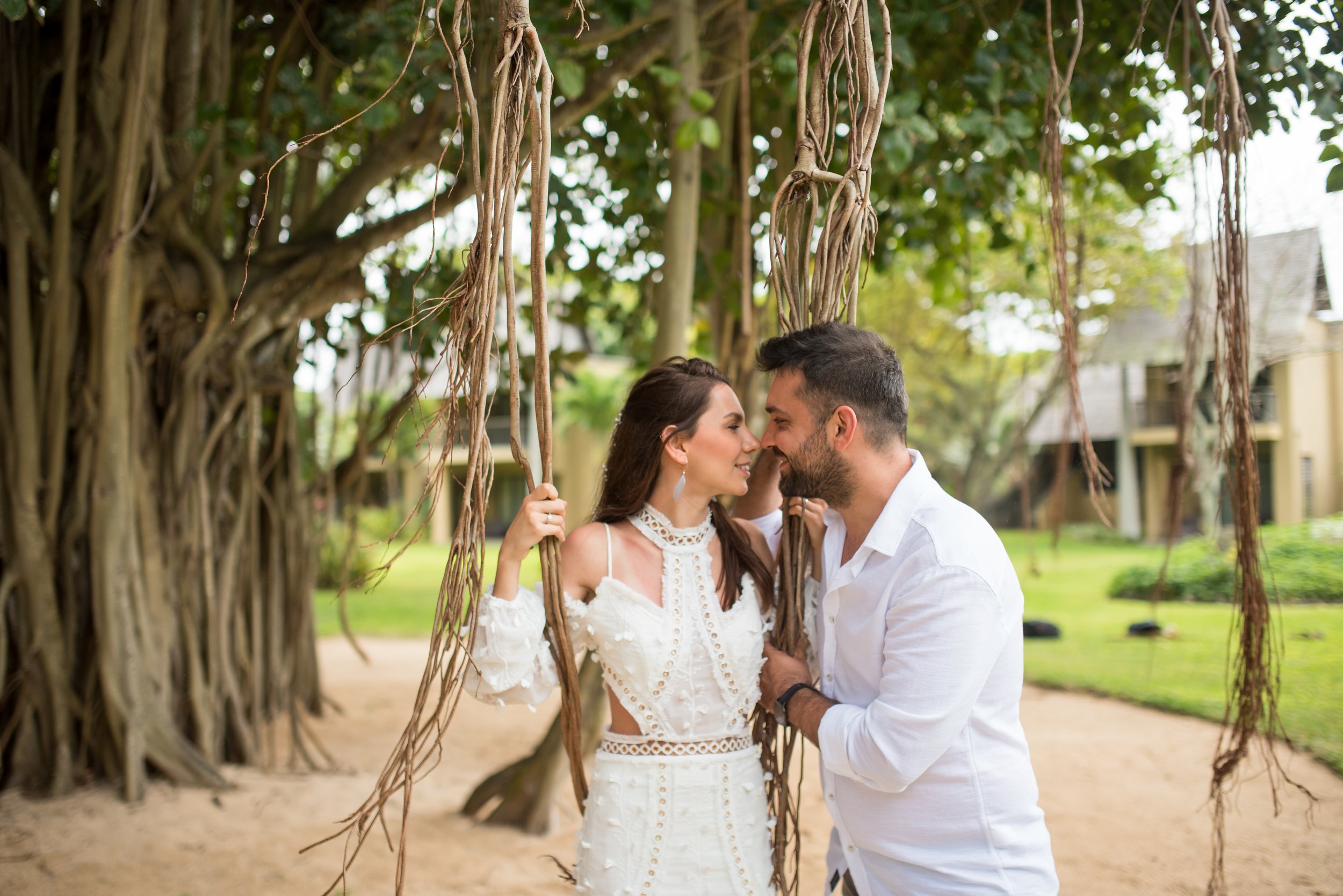Mauritius-island-holiday-honeymoon-family-photographer-photoshoot-portait-beach-55.jpg