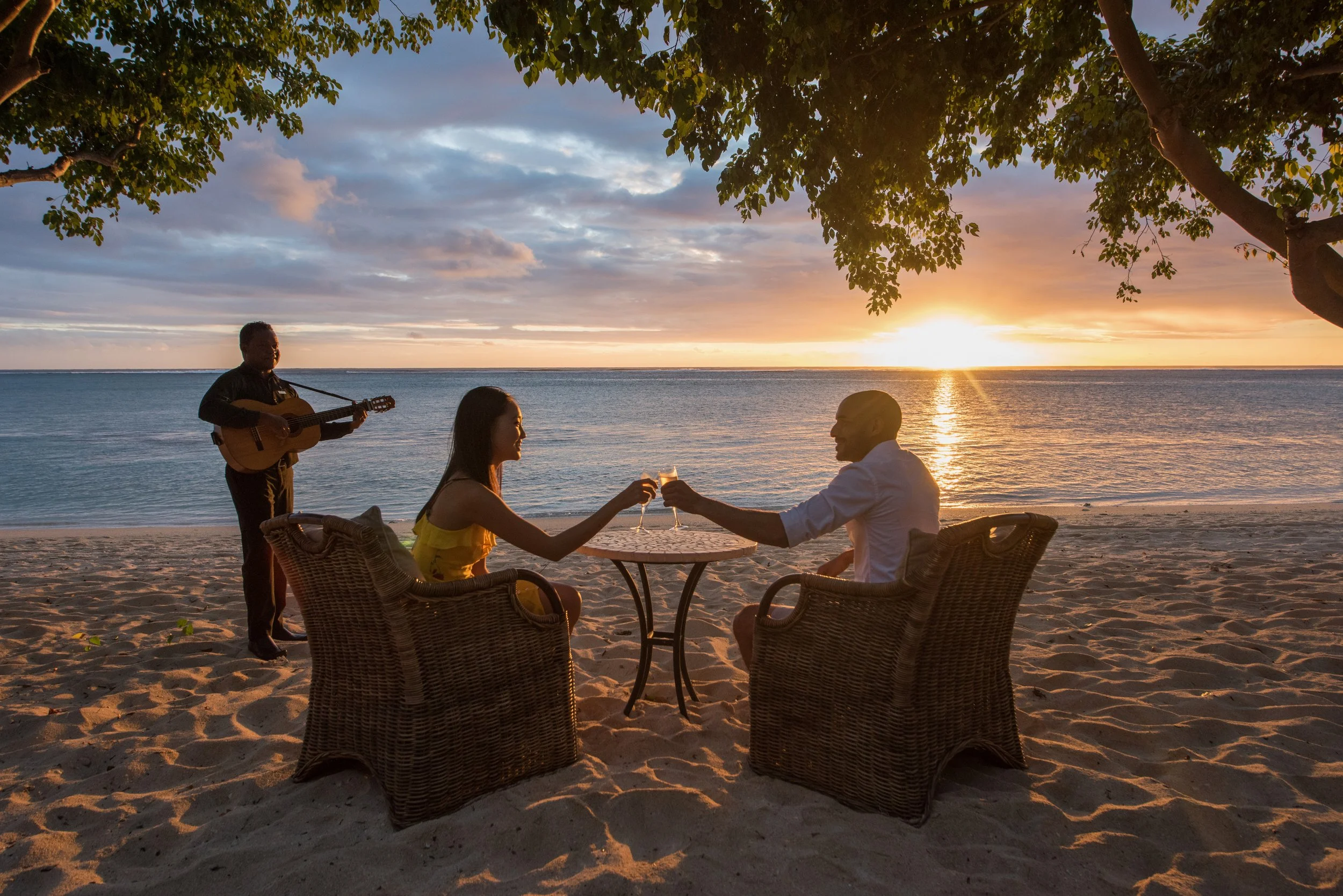 Mauritius-island-best-commercial-lifestyle-advertising-brand-photographer-photography-sunset-apero.jpg