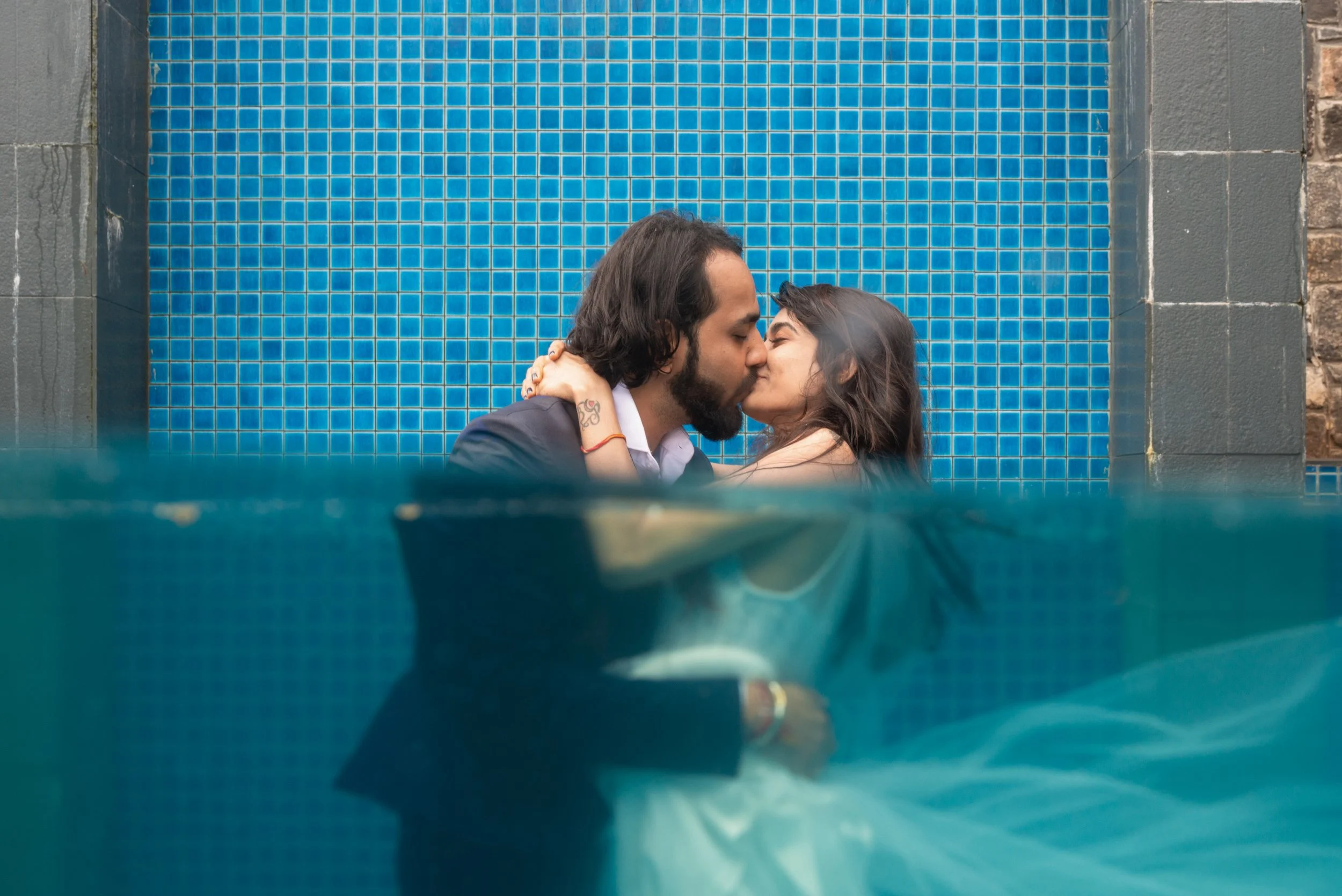 trash-the-dress-wedding-photography-photographer-underwater-mauritius-island-beach-pool-04.jpg