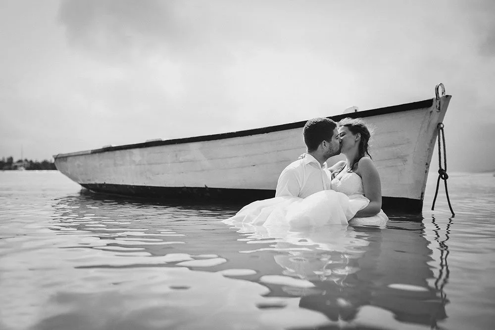 mauritius-beach-wedding-photographer-bride-groom-14.jpeg