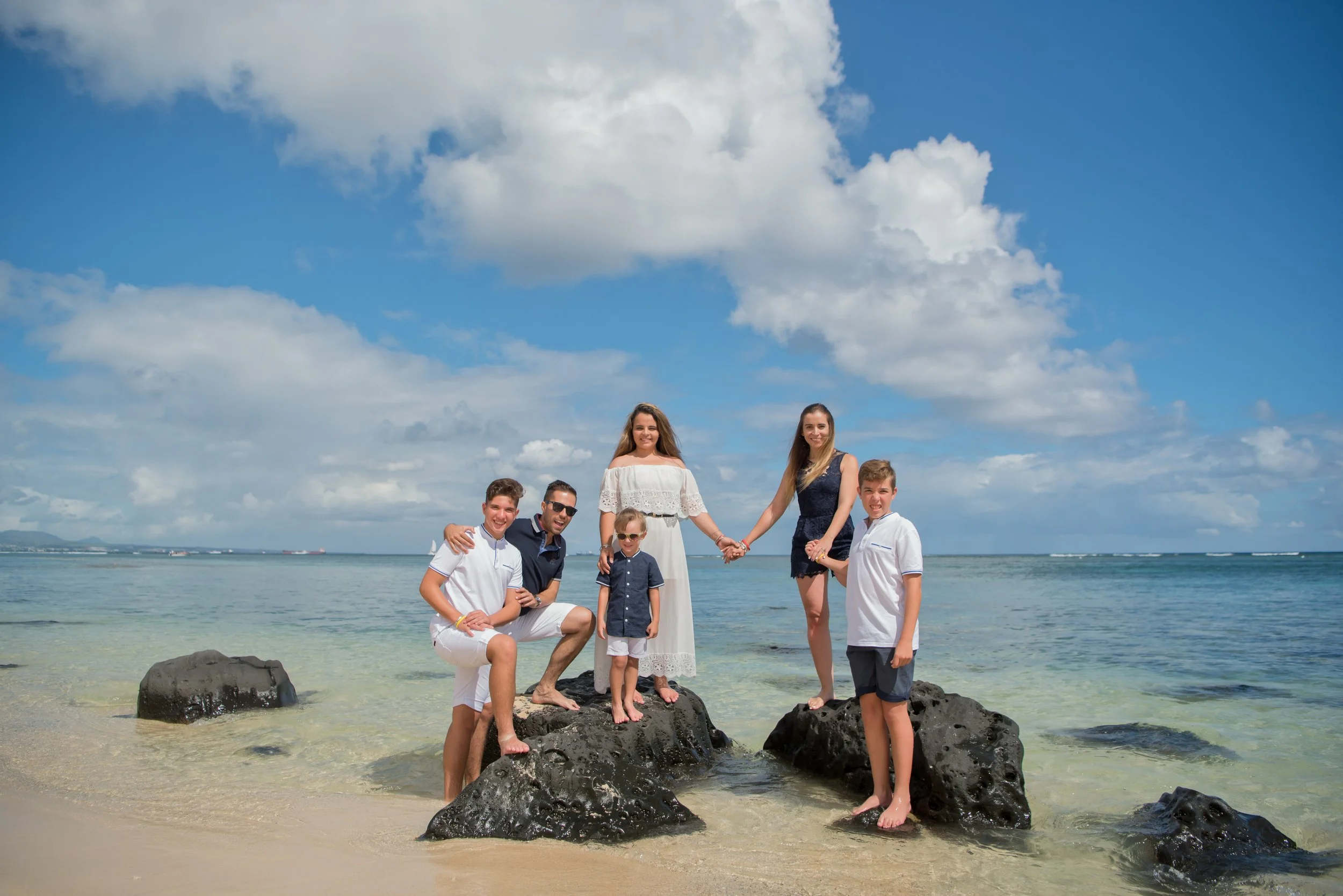 Mauritius-island-holiday-honeymoon-family-photographer-photoshoot-portait-beach-131.jpg