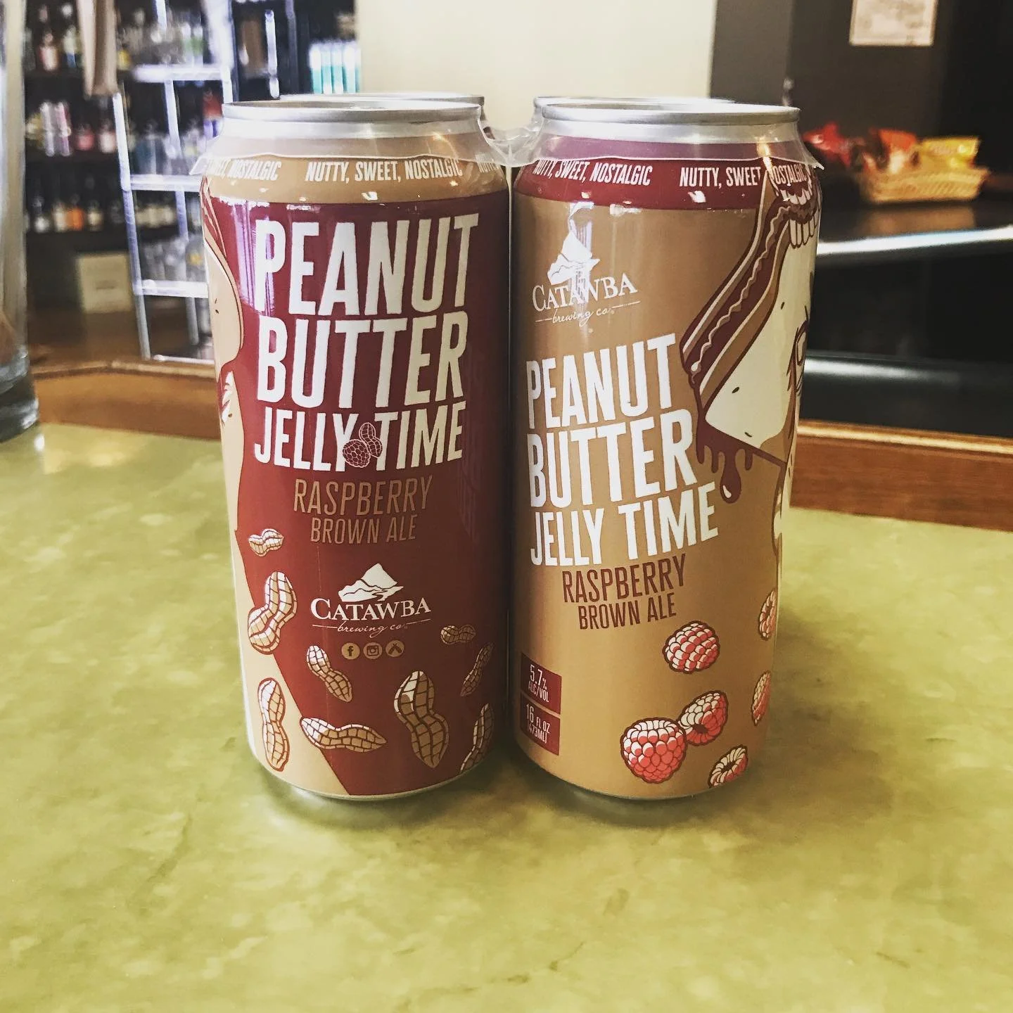 The only good thing about time being frozen is that it&rsquo;s STILL Peanut Butter Jelly Time!
Pull right up and get it curbside or have some delivered!