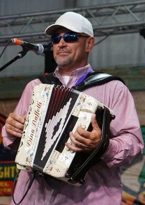 Horace Trahan Cajun/Zydeco Dance!