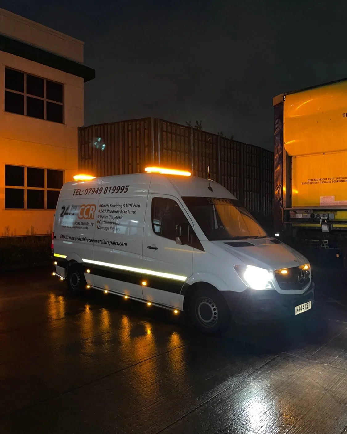 Cheshire Commercial Repairs LTD

&bull; 24/7 commercial breakdown assistance
&bull; On-site servicing &amp; MOT prep
&bull; Trailer diagnostics
&bull; Curtain repairs
&bull; Damage repairs
&bull; Fuel contamination

Call 07949819995 or email

max@che