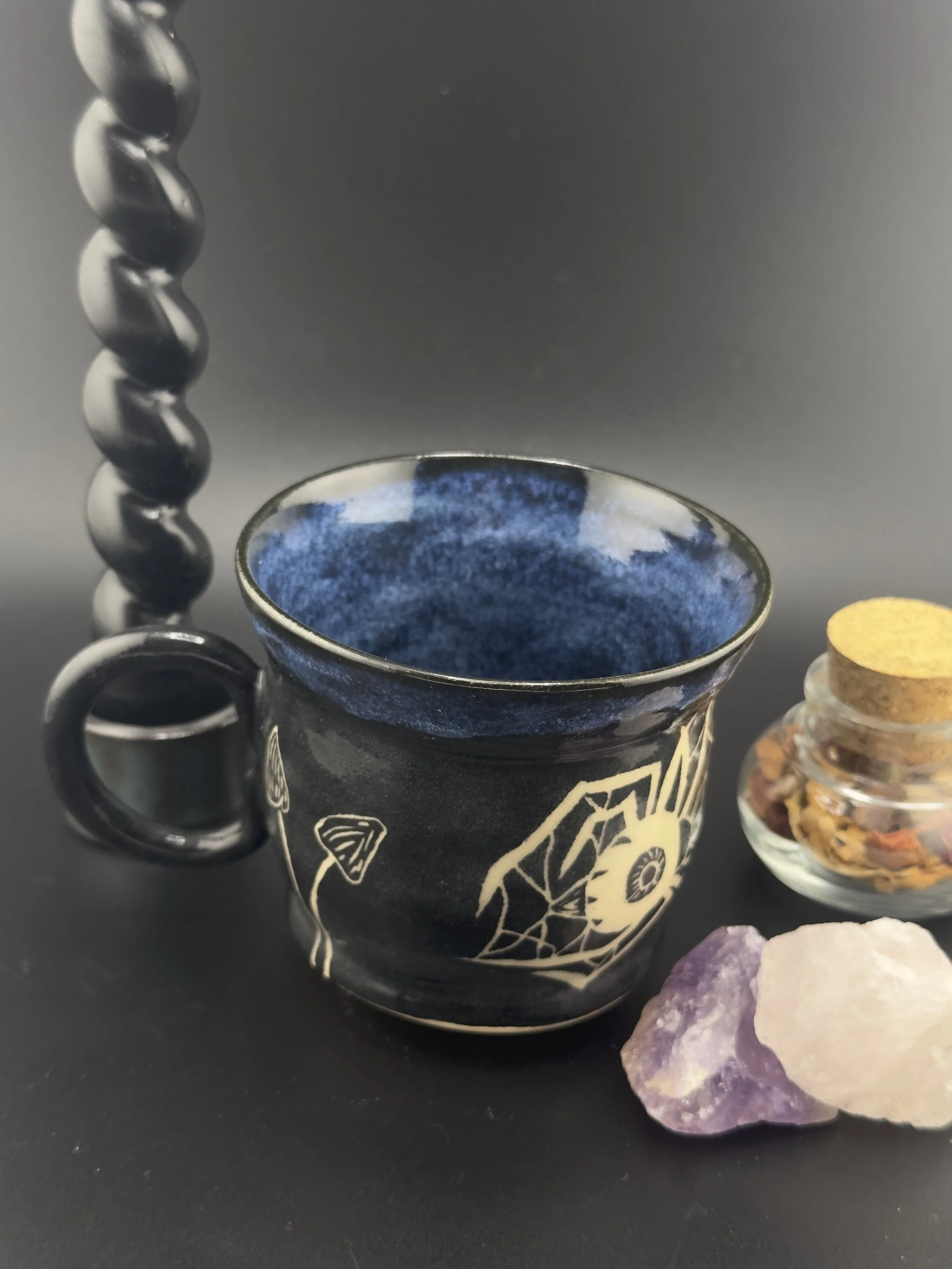 Spinnenauge Tasse für Gothgirls & Boys