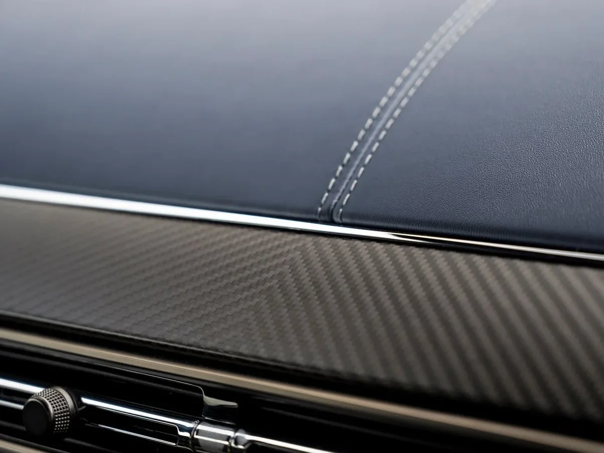 Aston_Martin-Vantage-2025-1280-8e76104569283902ac3797732cd6c05a0b.webp