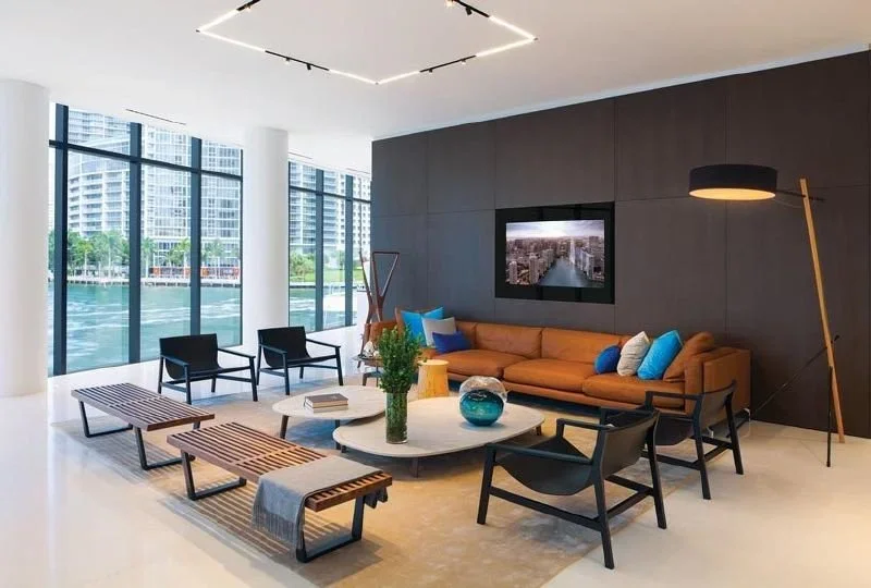 LEIGHANNE_EARLEY_WORK_ASTONMARTIN_MIAMI_TOWERS (18).webp