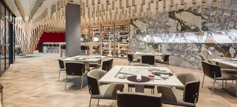 LEIGHANNE_EARLEY_ZURICH_RESTAURANT (6).webp