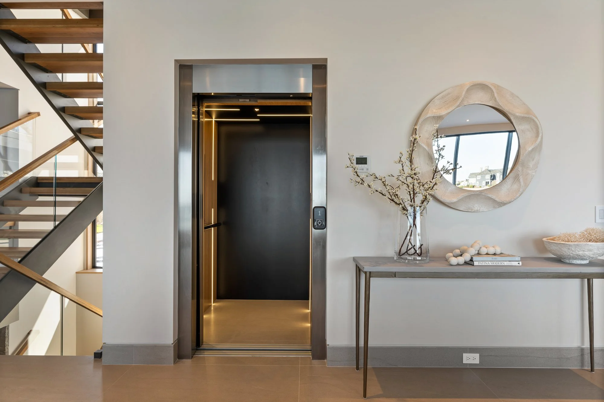 4.15 Elevator (2).jpg
