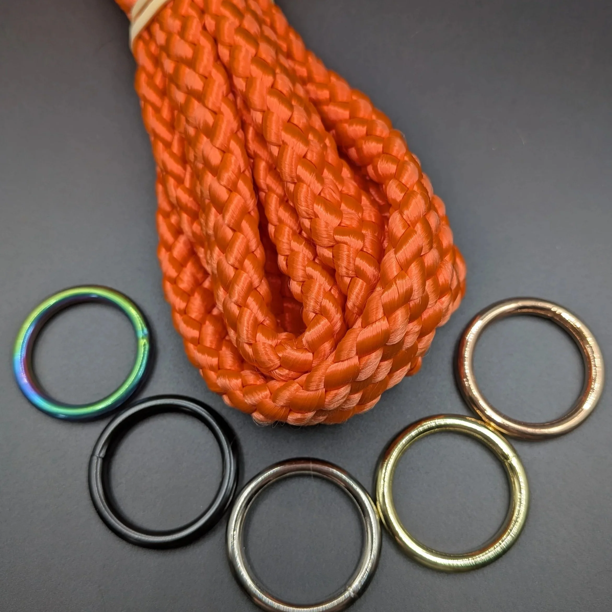 Orange *