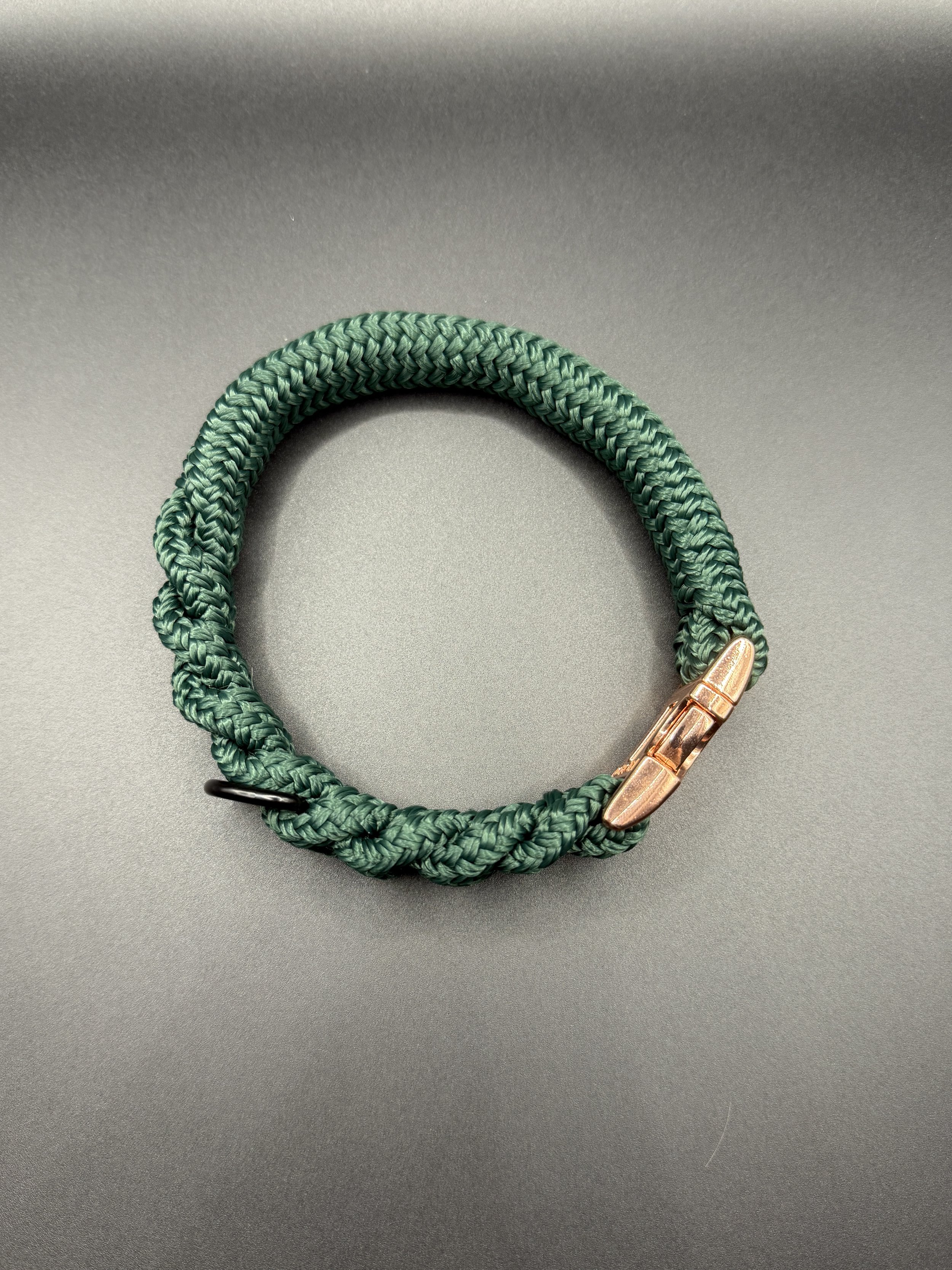 Micro Buckel Collars