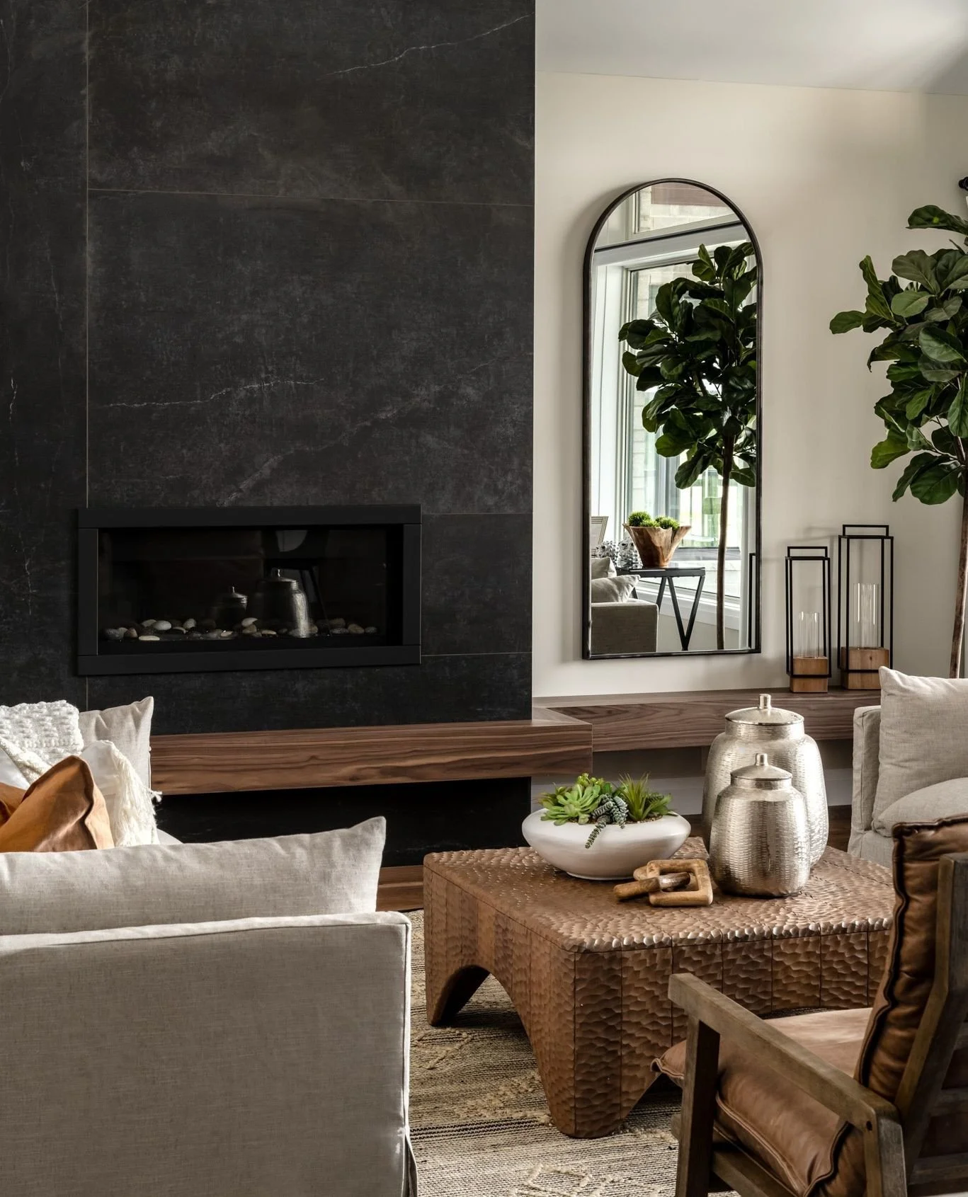 First day of fall 🤍⁠
⁠
Once that &ldquo;second summer&rdquo; fades, this is the shift we start craving - warmth, texture, and spaces that feel a little more grounding.⁠
⁠
This project leans right into that feeling. Soft layers, natural tones, and a 