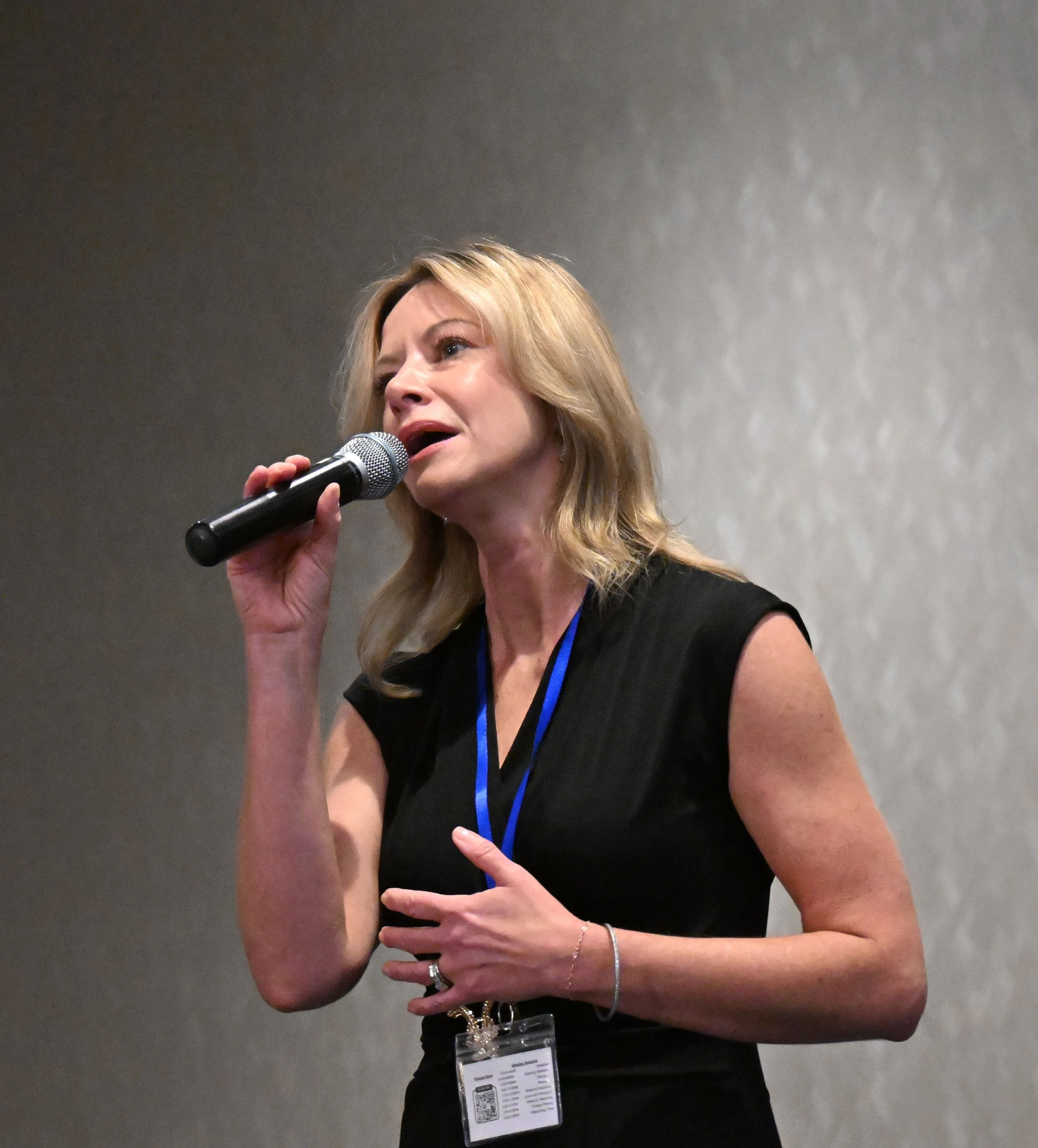 aadsc_3228_55553309120_o.jpg